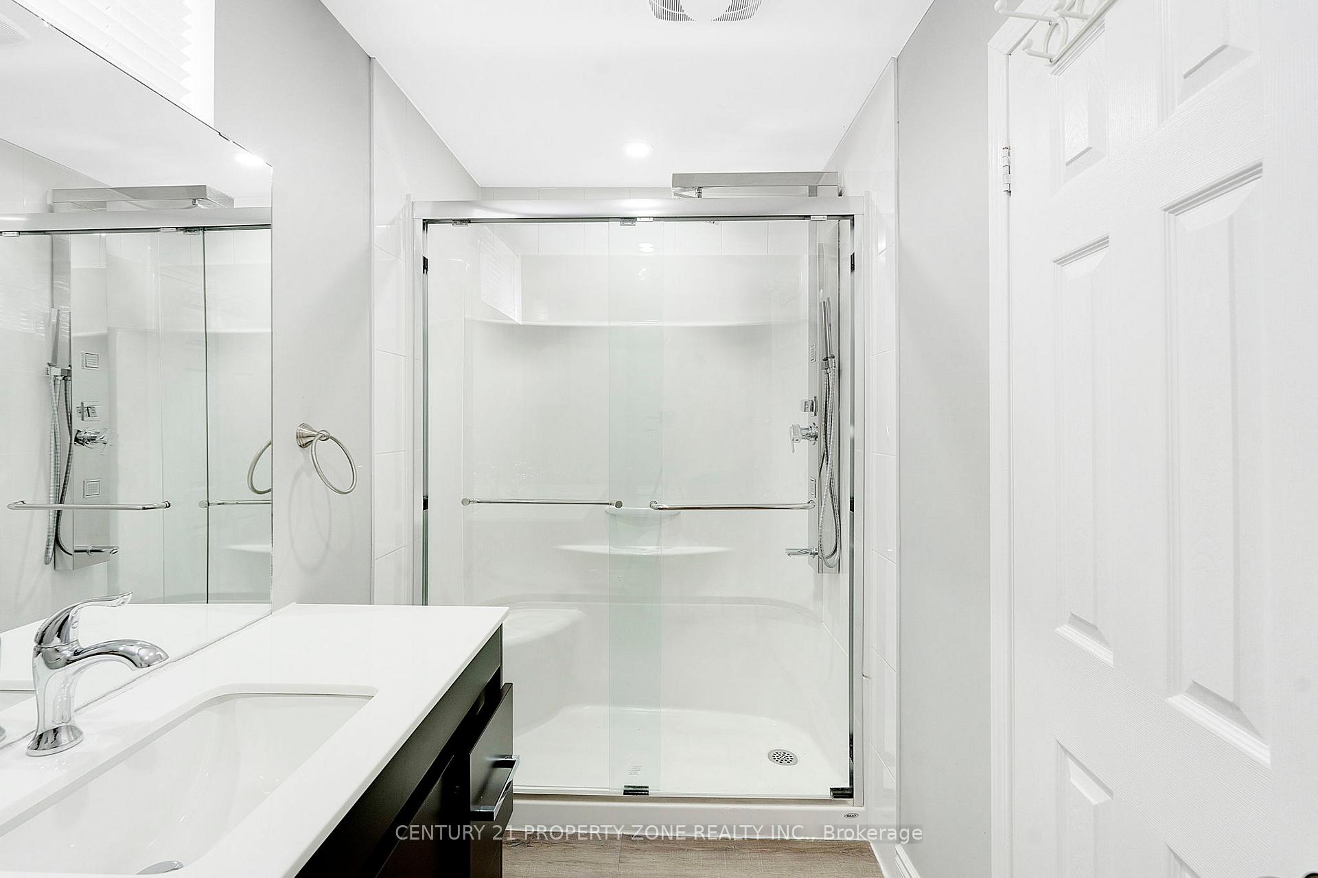 Photo 41 of 14 Huttonville Drive, Brampton, Huttonville — HOMEH