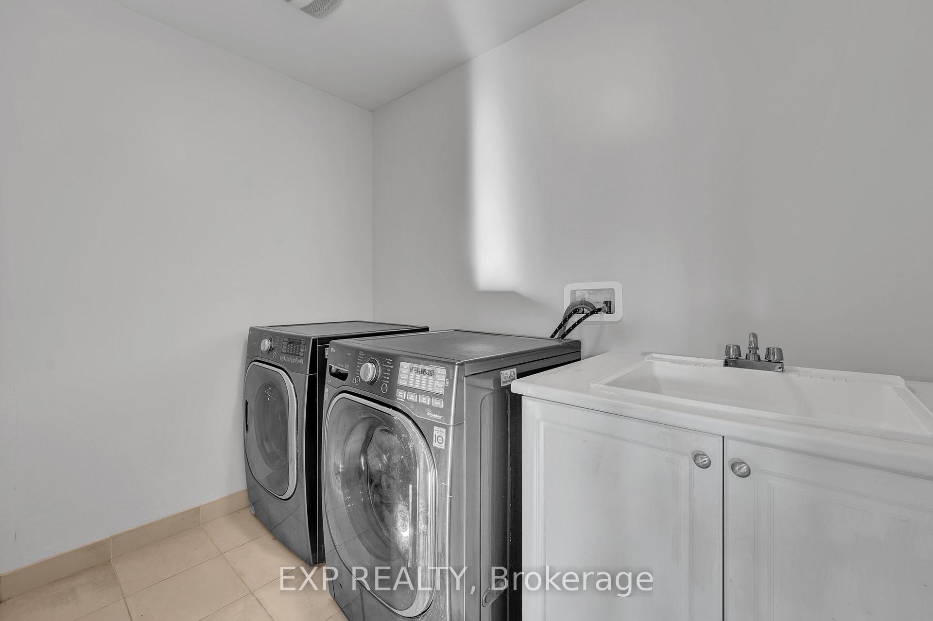 Photo 37 of 146 Whittington Drive, Hamilton, Meadowlands — HOMEH
