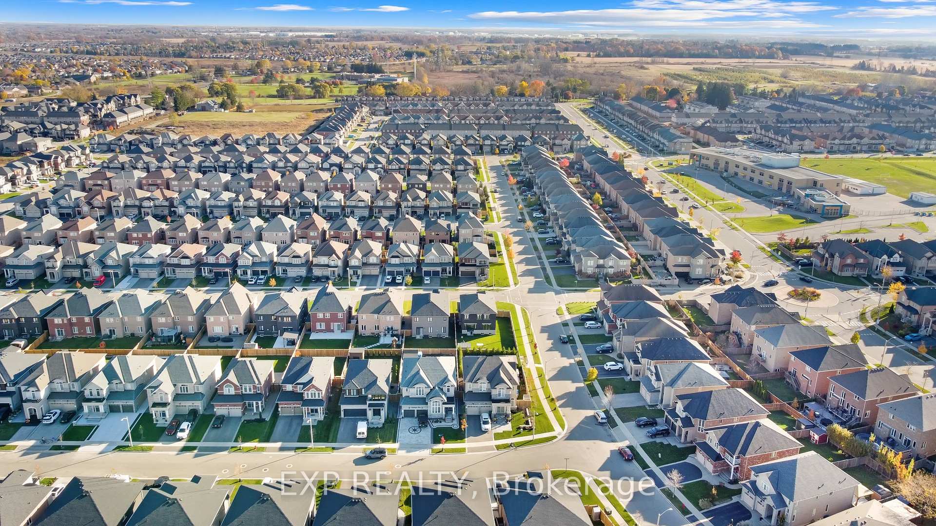 Photo 43 of 146 Whittington Drive, Hamilton, Meadowlands — HOMEH