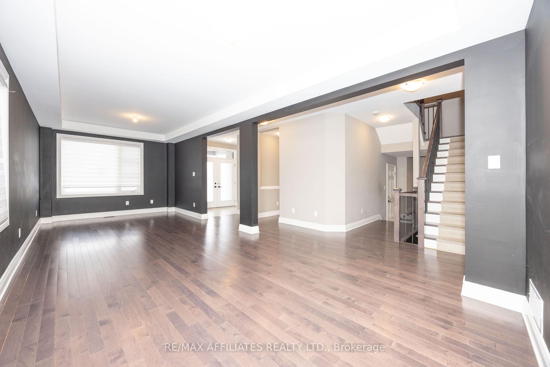 Photo 5 of 30 Salamander Way, Ottawa, Blossom Park/Kemp Park/Findlay Creek — HOMEH