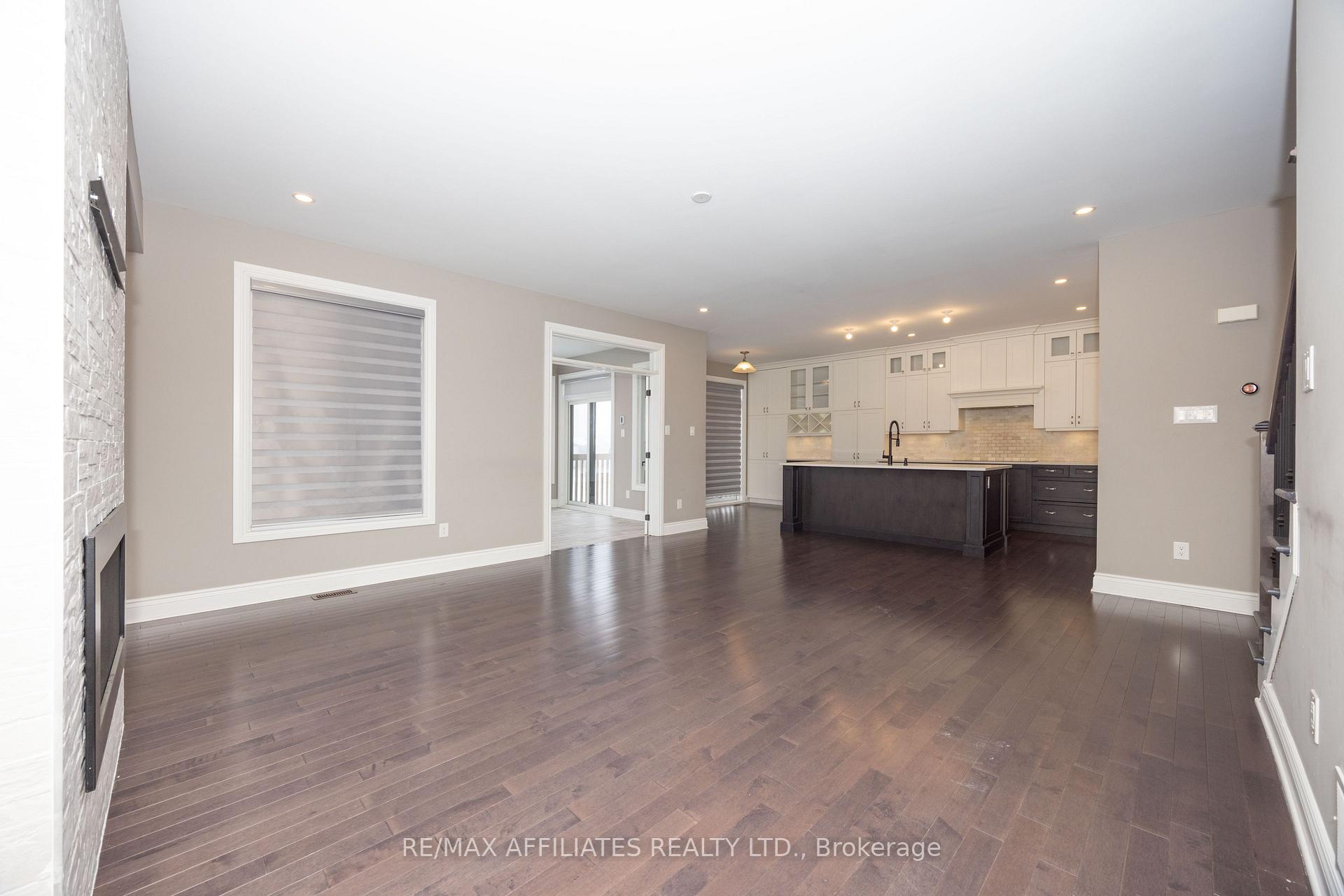 Photo 7 of 30 Salamander Way, Ottawa, Blossom Park/Kemp Park/Findlay Creek — HOMEH