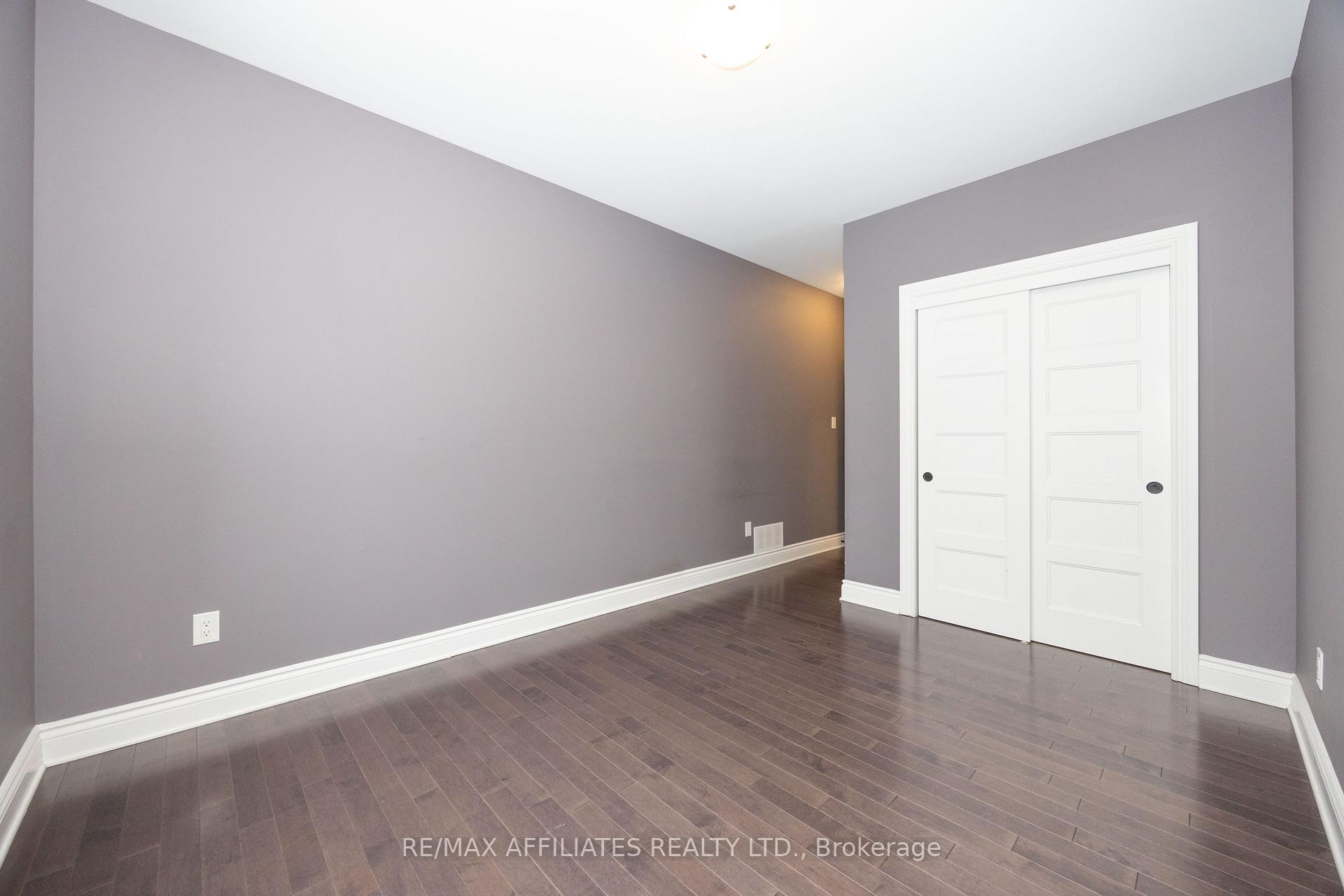 Photo 15 of 30 Salamander Way, Ottawa, Blossom Park/Kemp Park/Findlay Creek — HOMEH