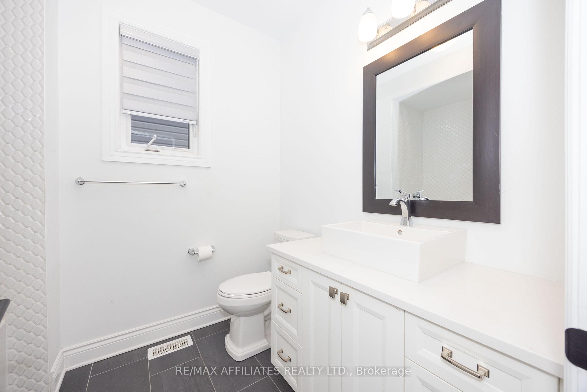Photo 16 of 30 Salamander Way, Ottawa, Blossom Park/Kemp Park/Findlay Creek — HOMEH