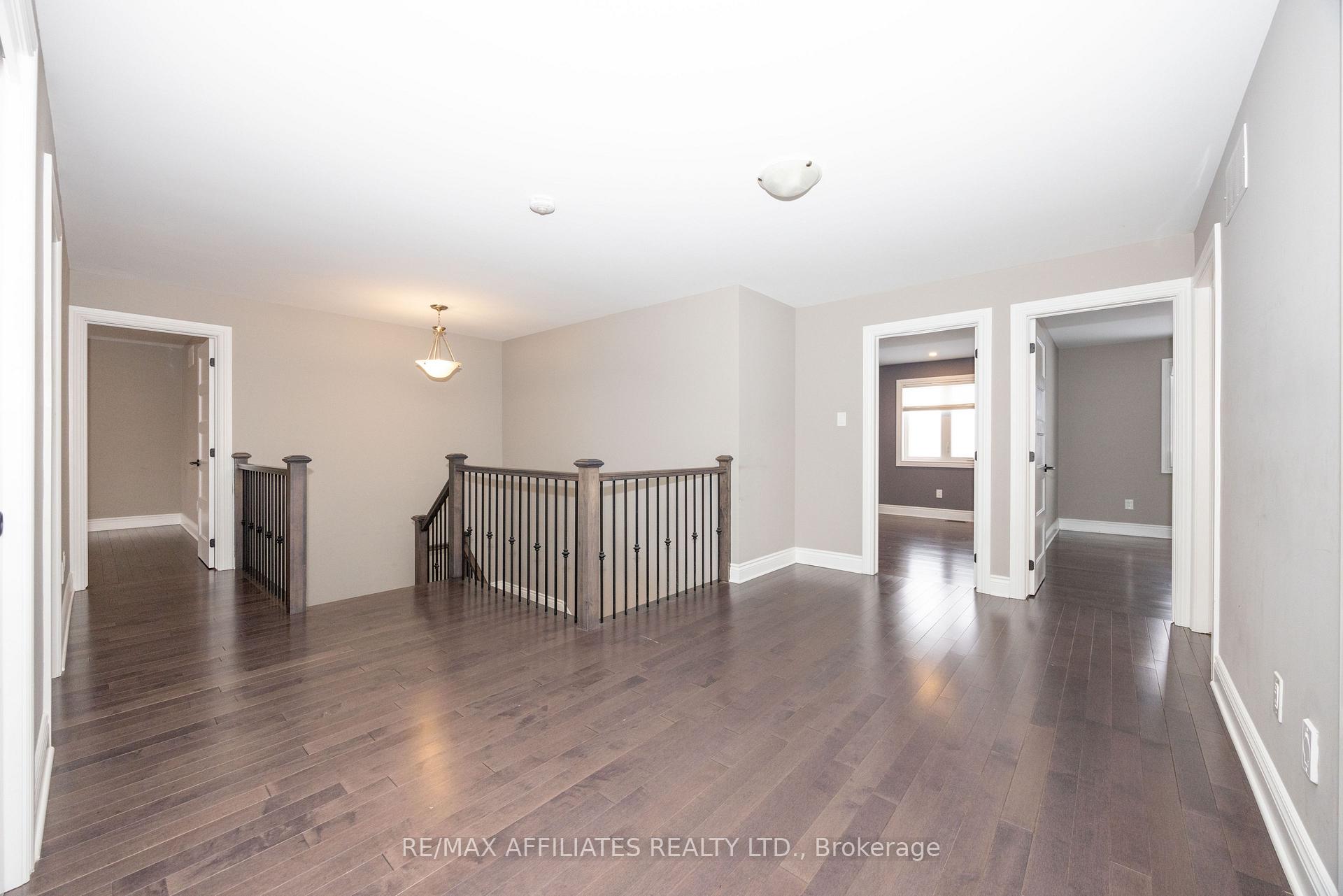 Photo 17 of 30 Salamander Way, Ottawa, Blossom Park/Kemp Park/Findlay Creek — HOMEH
