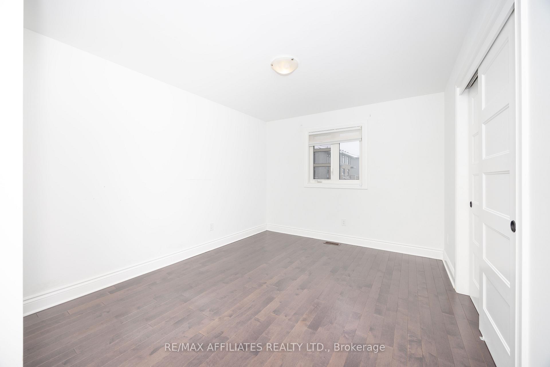 Photo 28 of 30 Salamander Way, Ottawa, Blossom Park/Kemp Park/Findlay Creek — HOMEH