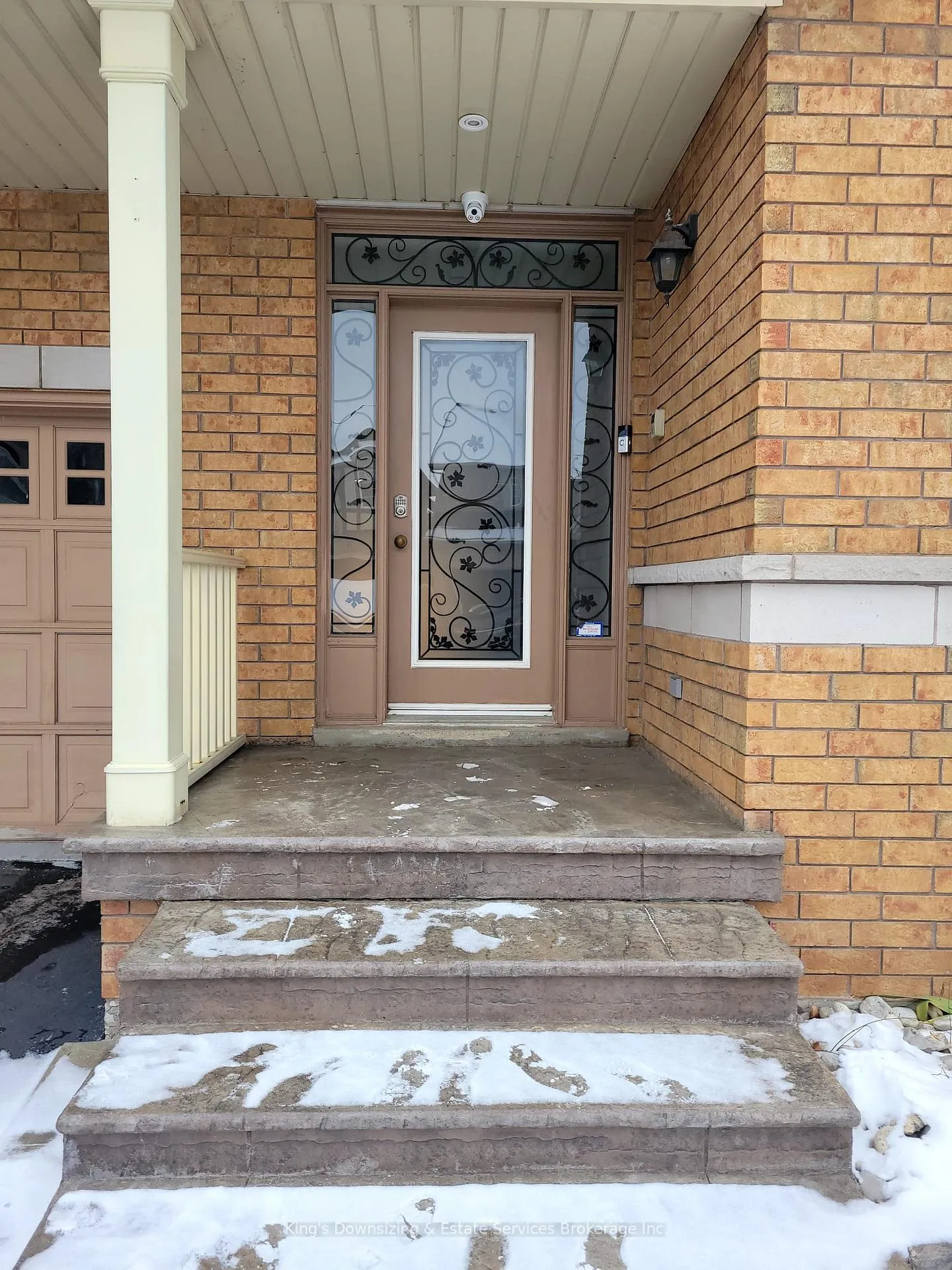 Photo 4 of Unit Basement, 1 Freshspring Drive, Brampton, Sandringham-Wellington — HOMEH