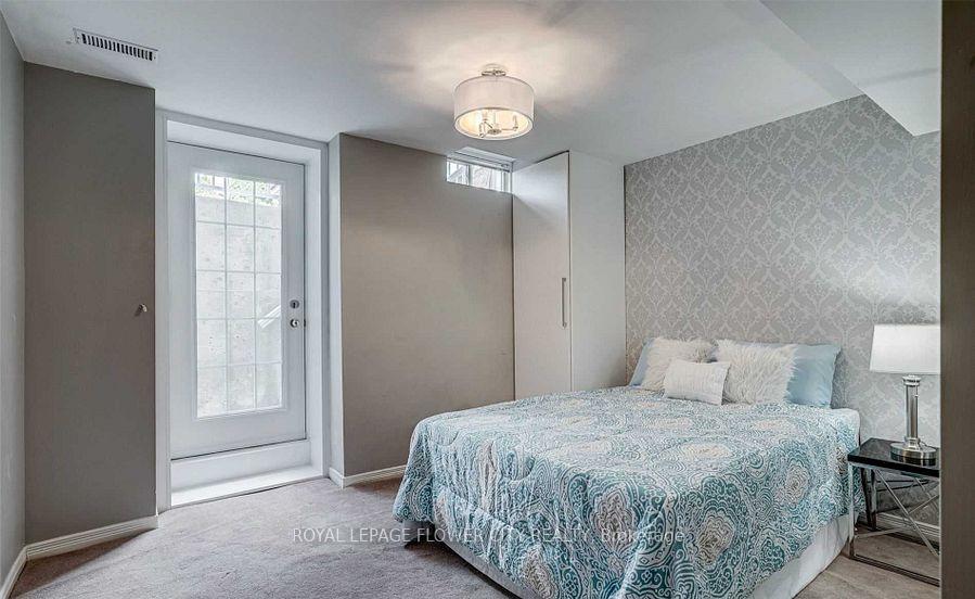Photo 41 of 35 Legend Lane, Brampton, Fletcher's Creek Village — HOMEH
