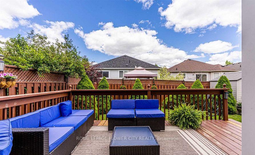 Photo 42 of 35 Legend Lane, Brampton, Fletcher's Creek Village — HOMEH