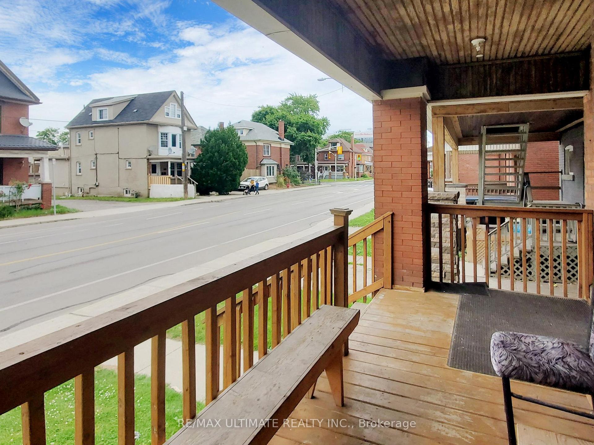 Photo 3 of 756 Cannon Street E, Hamilton, Gibson — HOMEH