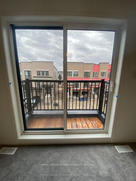 Photo 11 of 785 Conlin Road, Oshawa, Samac — HOMEH