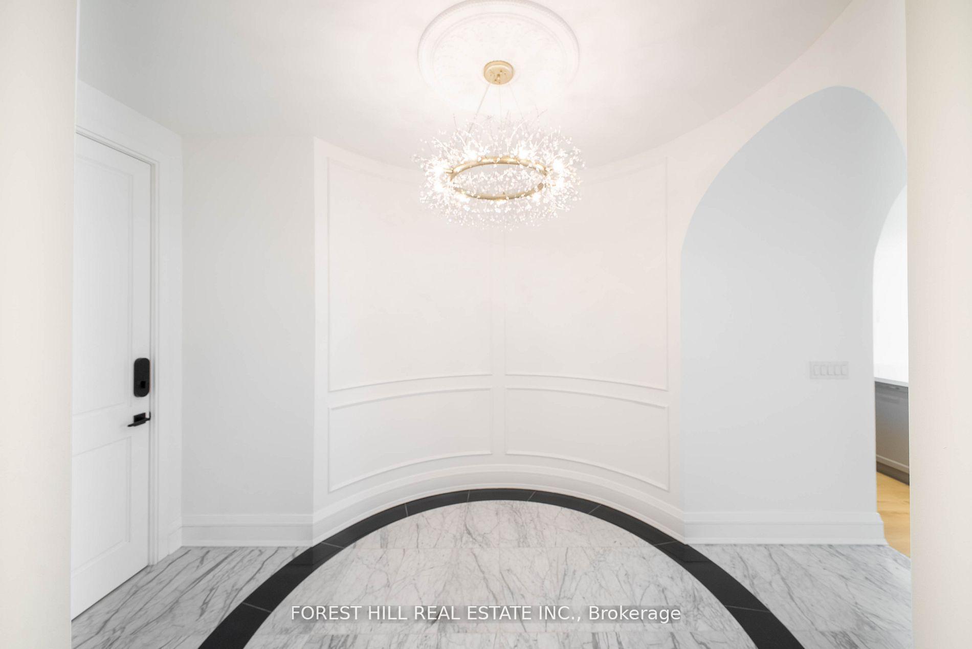 Photo 7 of Unit 2C, 2010 Bathurst Street W, Toronto, Humewood-Cedarvale — HOMEH