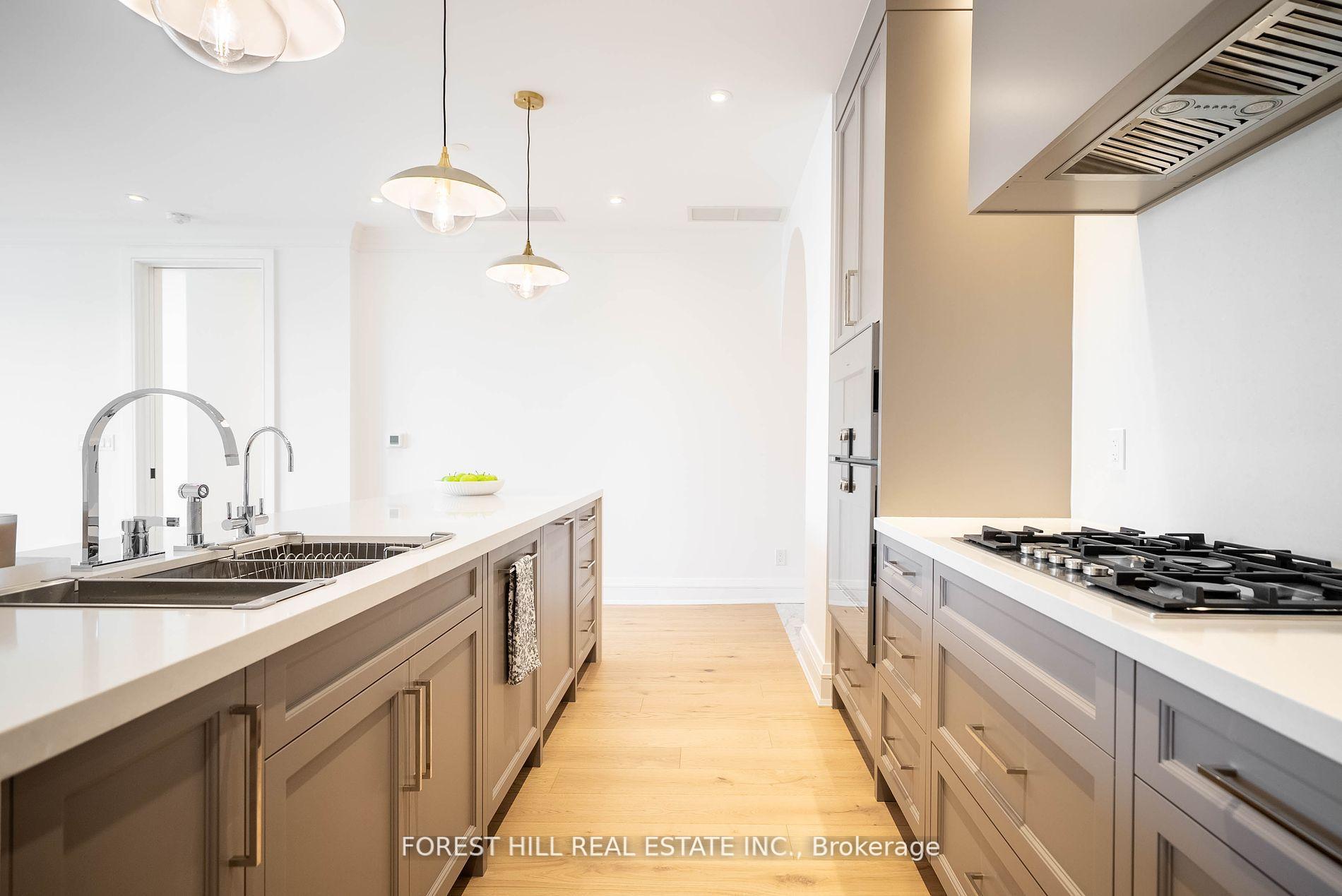 Photo 11 of Unit 2C, 2010 Bathurst Street W, Toronto, Humewood-Cedarvale — HOMEH