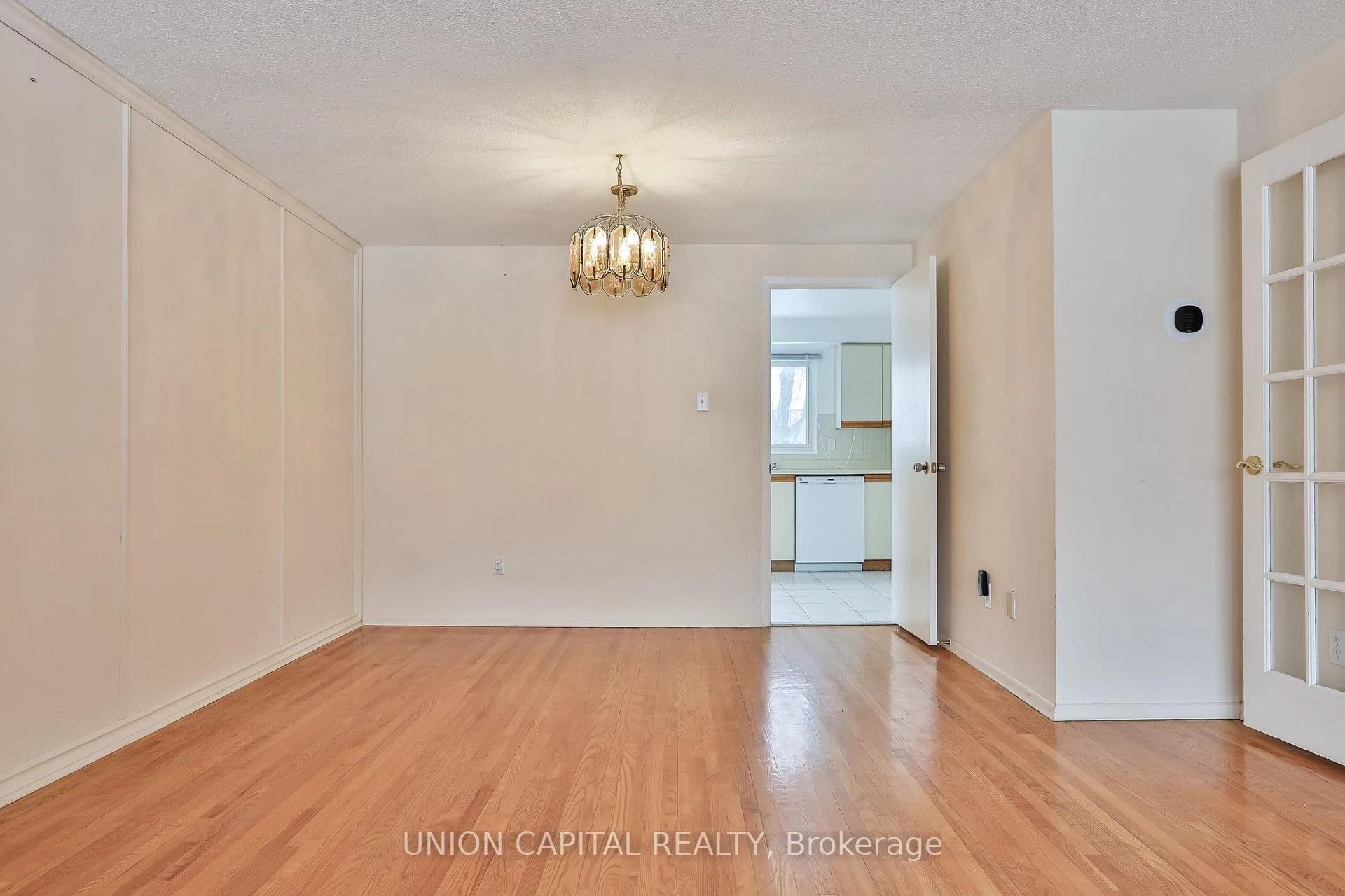 Photo 9 of 86 Carondale Crescent, Scarborough, L'Amoreaux — HOMEH
