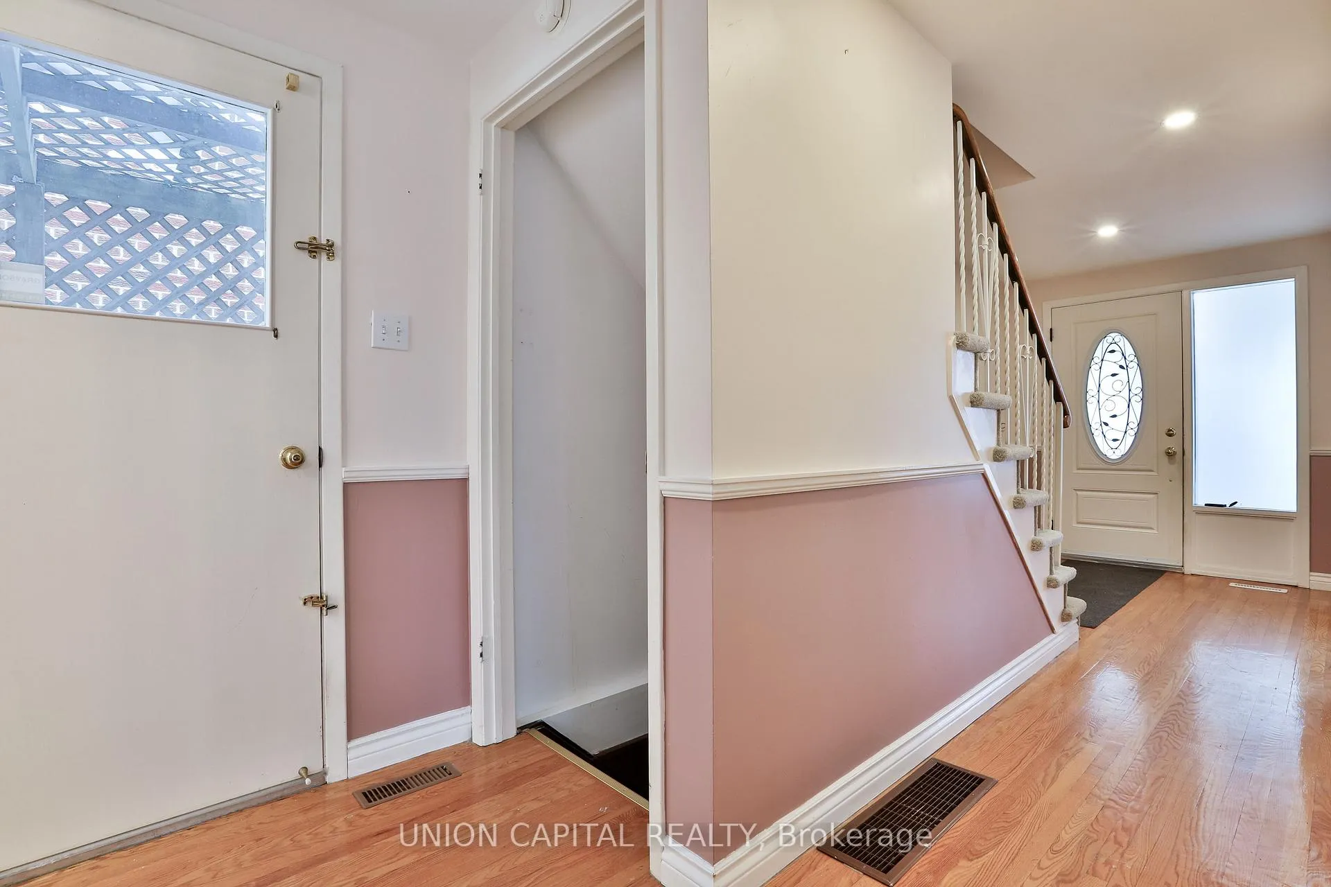 Photo 14 of 86 Carondale Crescent, Scarborough, L'Amoreaux — HOMEH