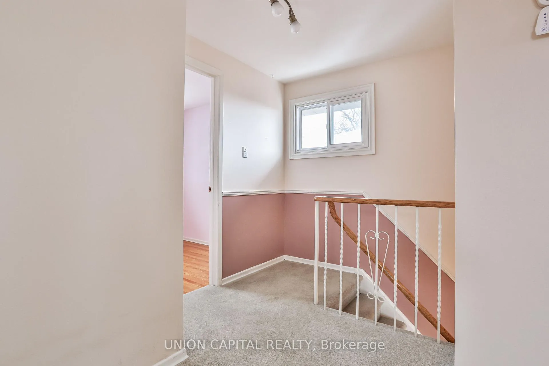 Photo 15 of 86 Carondale Crescent, Scarborough, L'Amoreaux — HOMEH