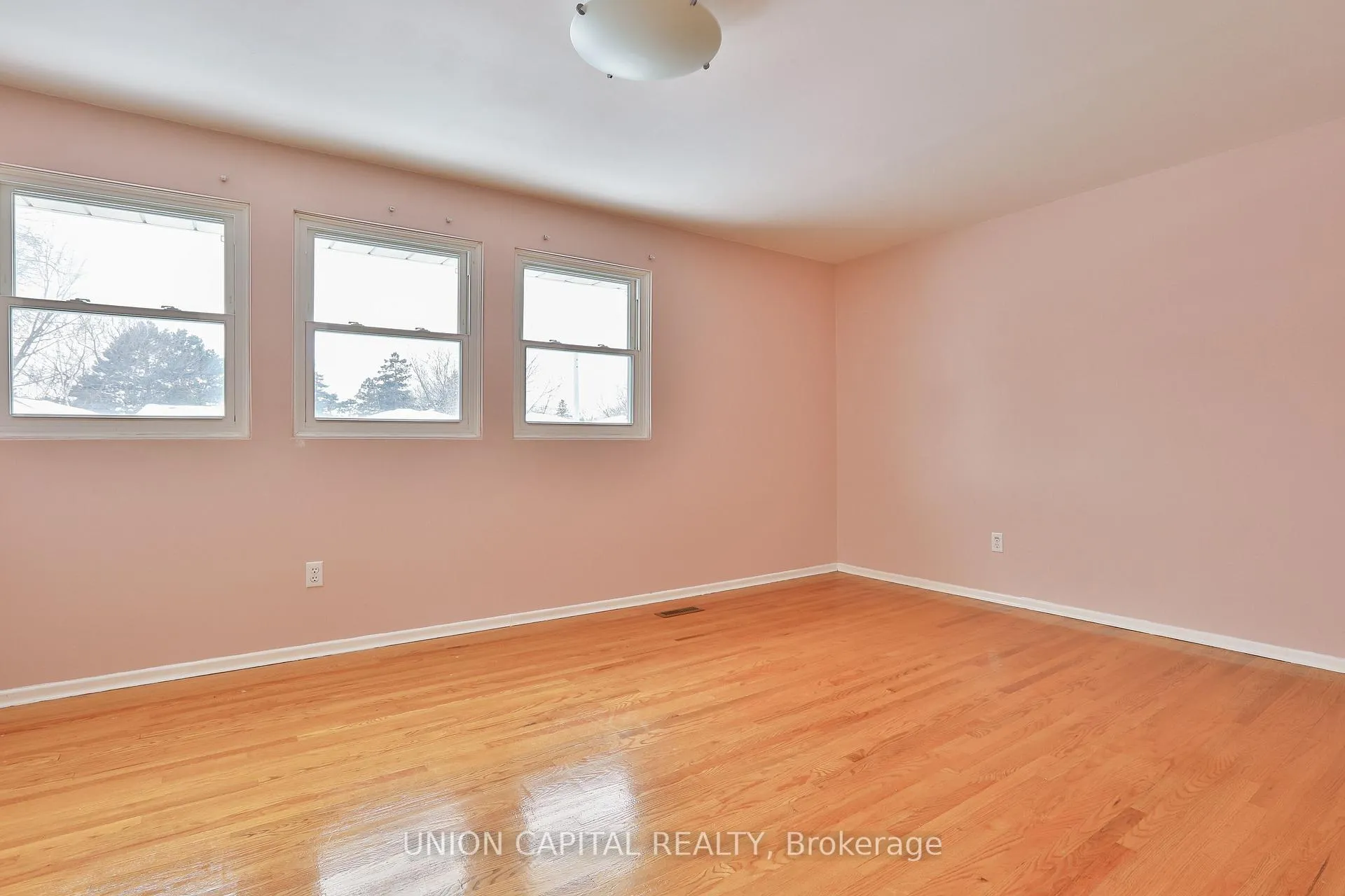 Photo 16 of 86 Carondale Crescent, Scarborough, L'Amoreaux — HOMEH
