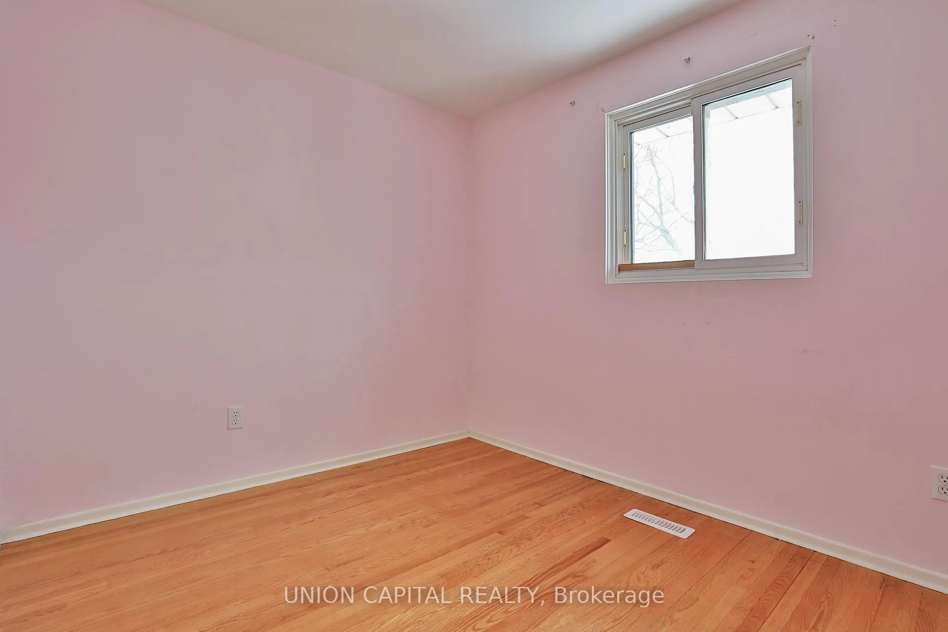 Photo 26 of 86 Carondale Crescent, Scarborough, L'Amoreaux — HOMEH