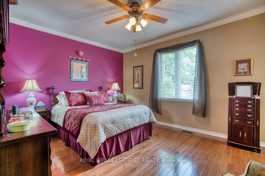 Photo 17 of 30 Christy Drive, Wasaga Beach — HOMEH