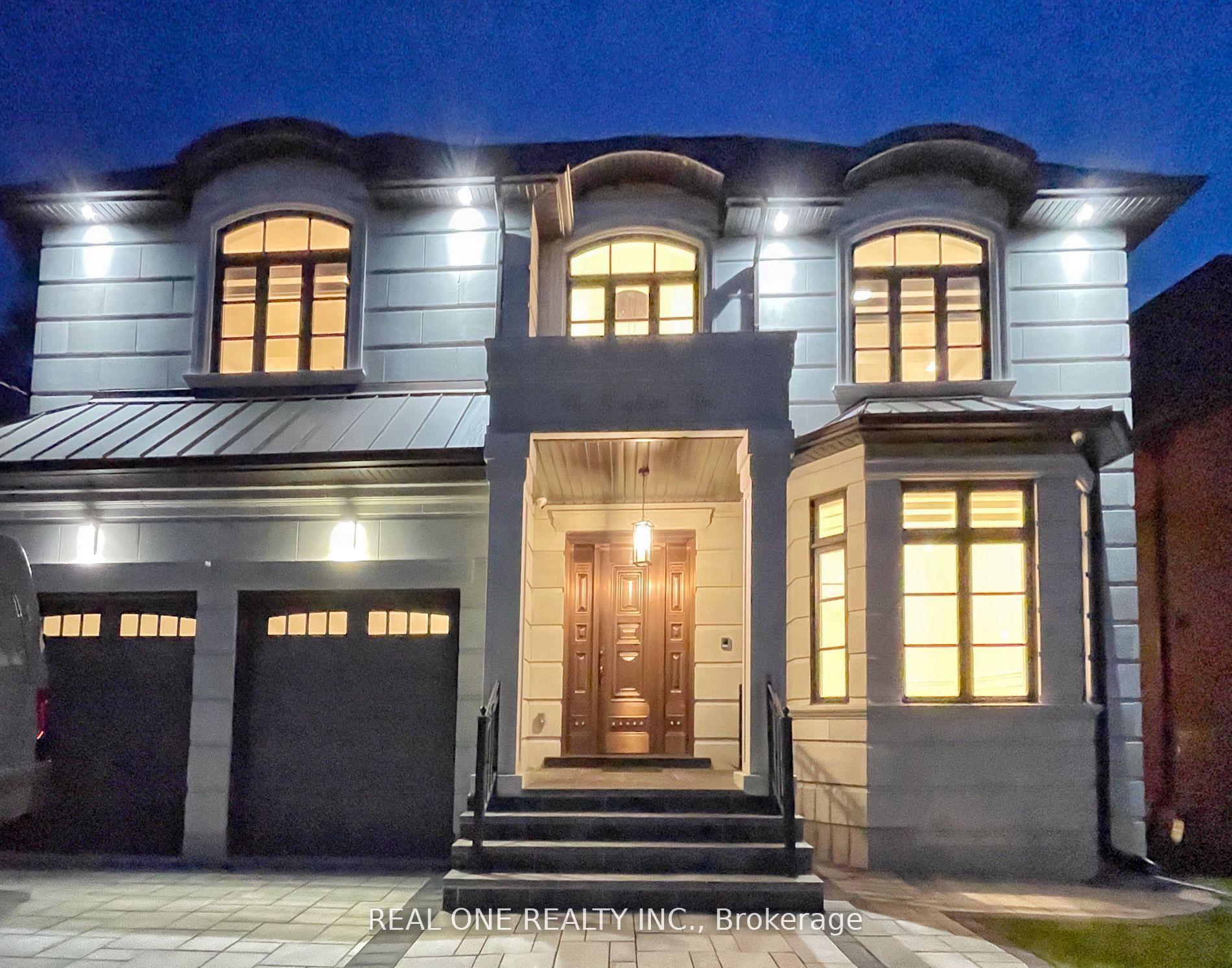 Photo 2 of 46 Hughson Drive, Markham, Buttonville — HOMEH