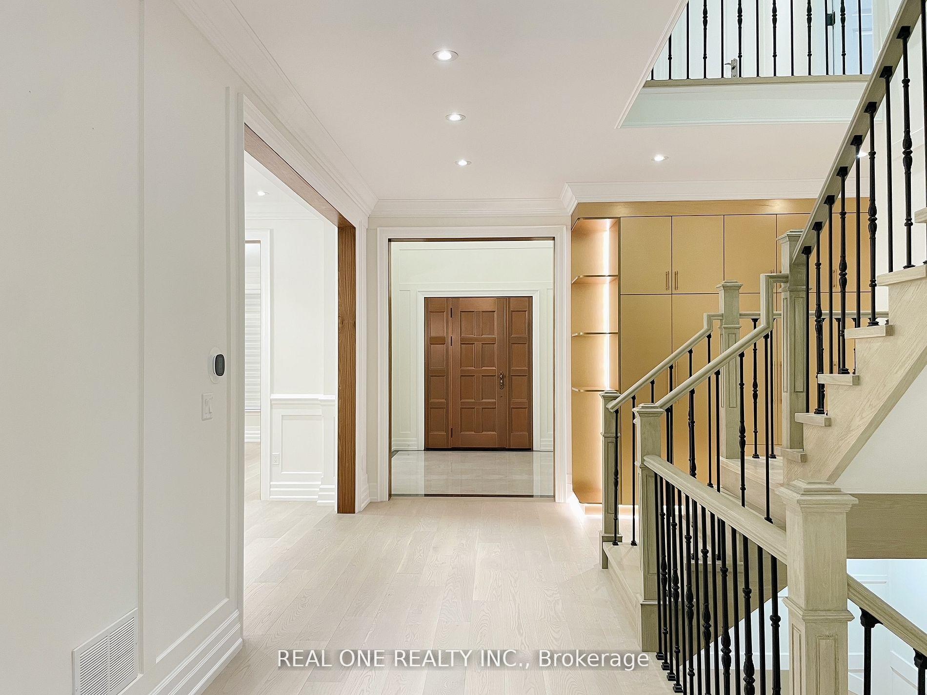 Photo 7 of 46 Hughson Drive, Markham, Buttonville — HOMEH