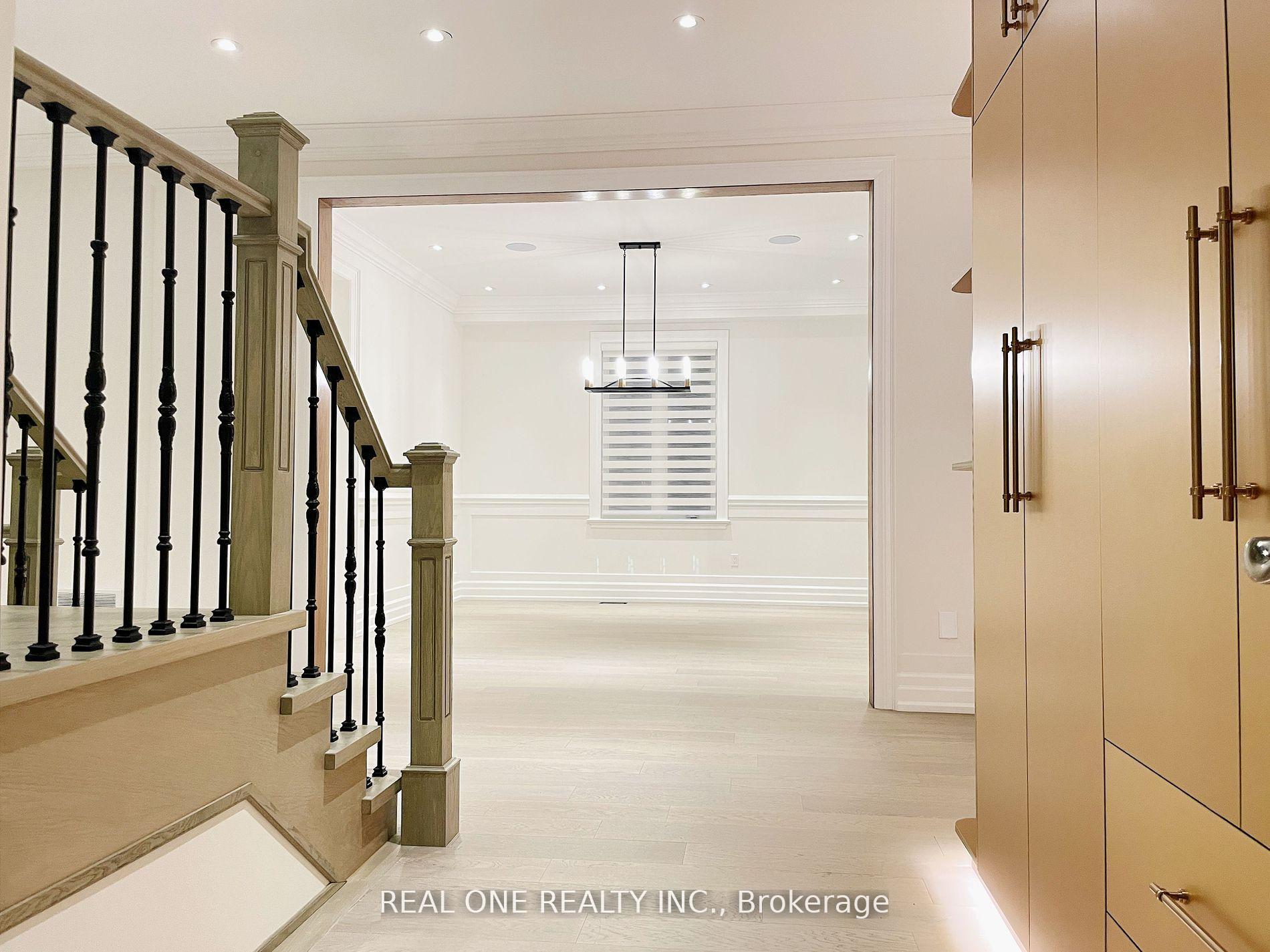 Photo 14 of 46 Hughson Drive, Markham, Buttonville — HOMEH
