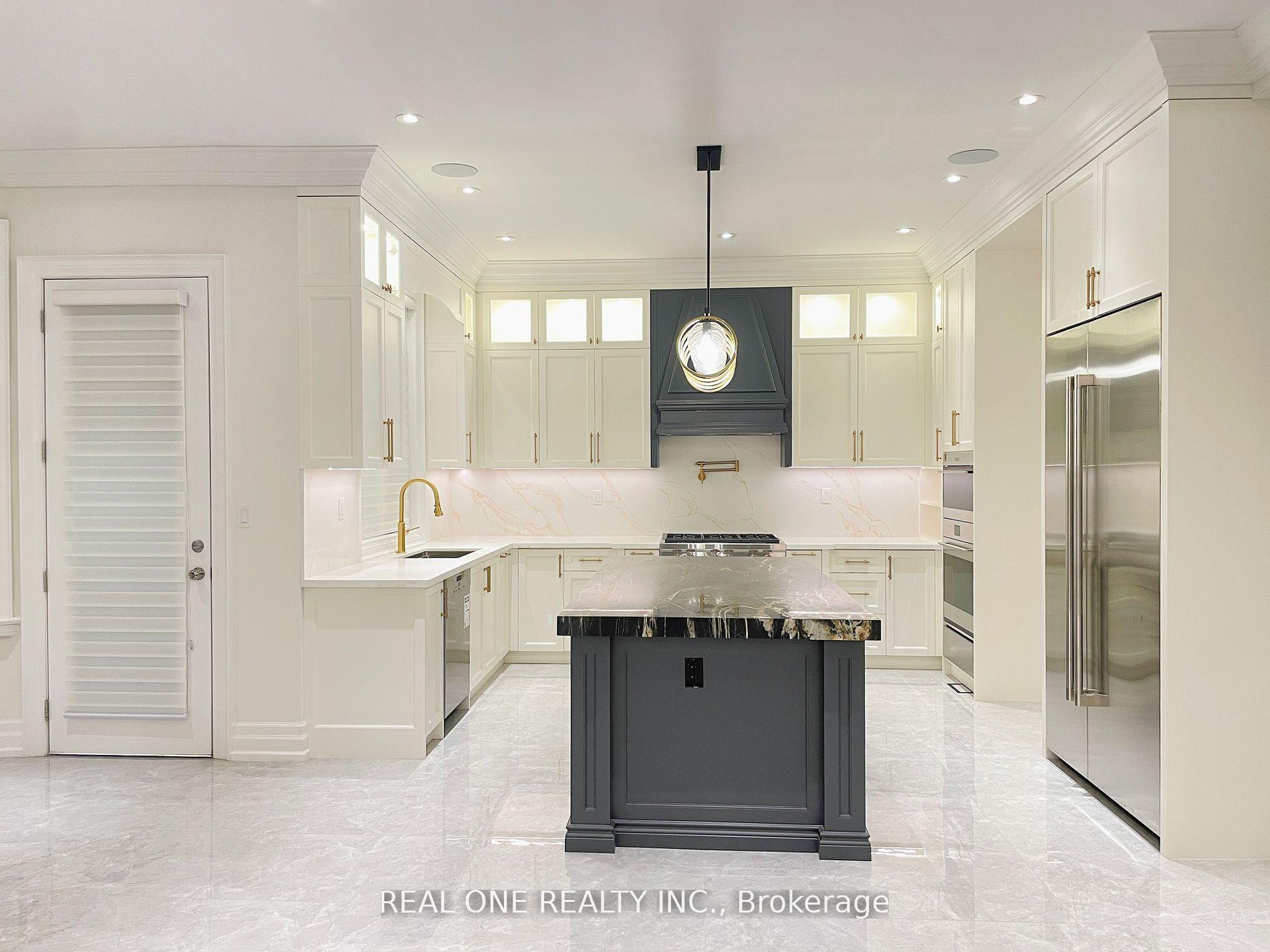 Photo 17 of 46 Hughson Drive, Markham, Buttonville — HOMEH