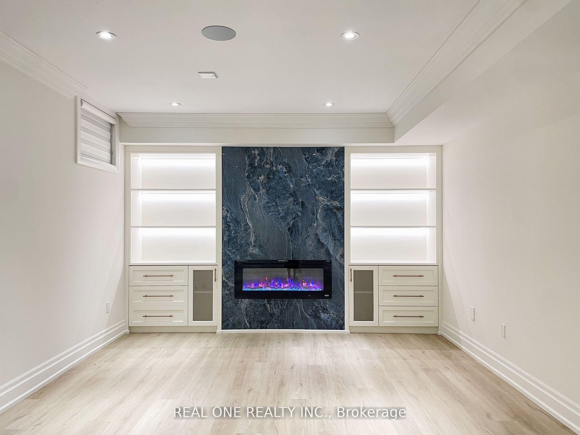 Photo 39 of 46 Hughson Drive, Markham, Buttonville — HOMEH