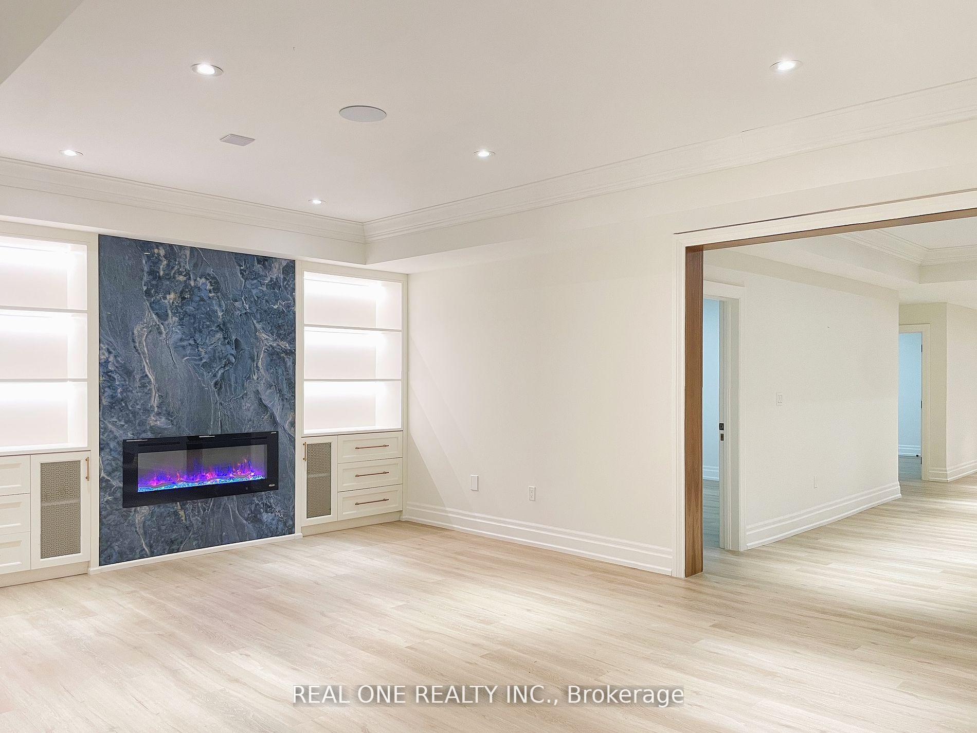 Photo 40 of 46 Hughson Drive, Markham, Buttonville — HOMEH
