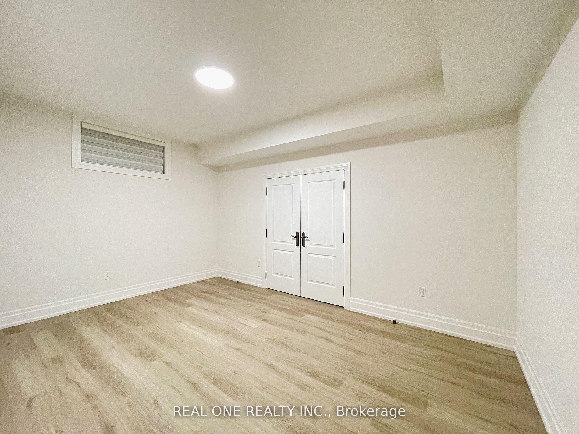 Photo 45 of 46 Hughson Drive, Markham, Buttonville — HOMEH