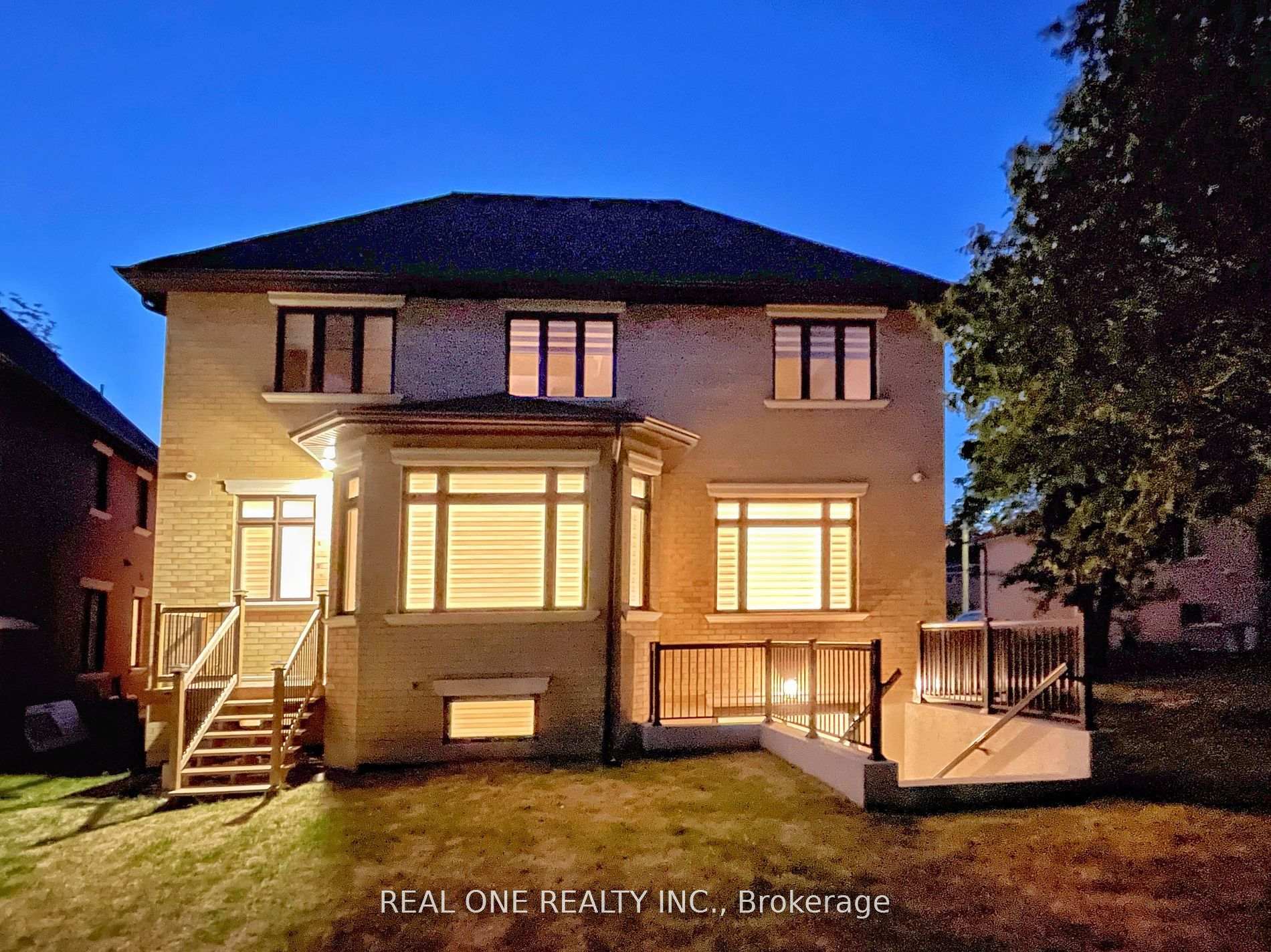 Photo 47 of 46 Hughson Drive, Markham, Buttonville — HOMEH