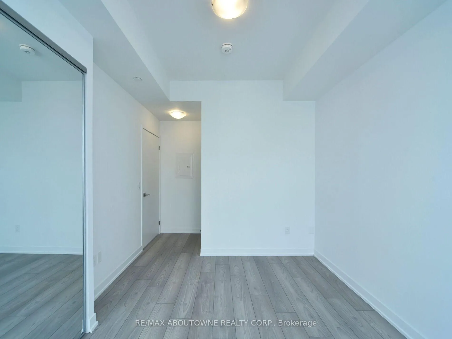 Photo 30 of Unit 711, 10 Abeja Street, Vaughan, Concord — HOMEH