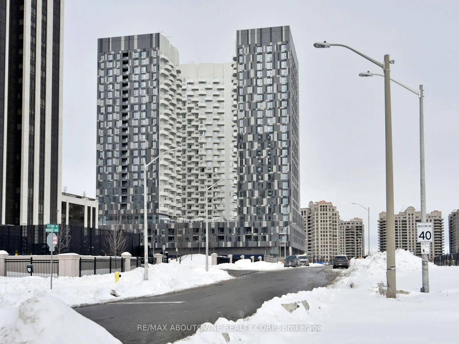 Photo 34 of Unit 711, 10 Abeja Street, Vaughan, Concord — HOMEH