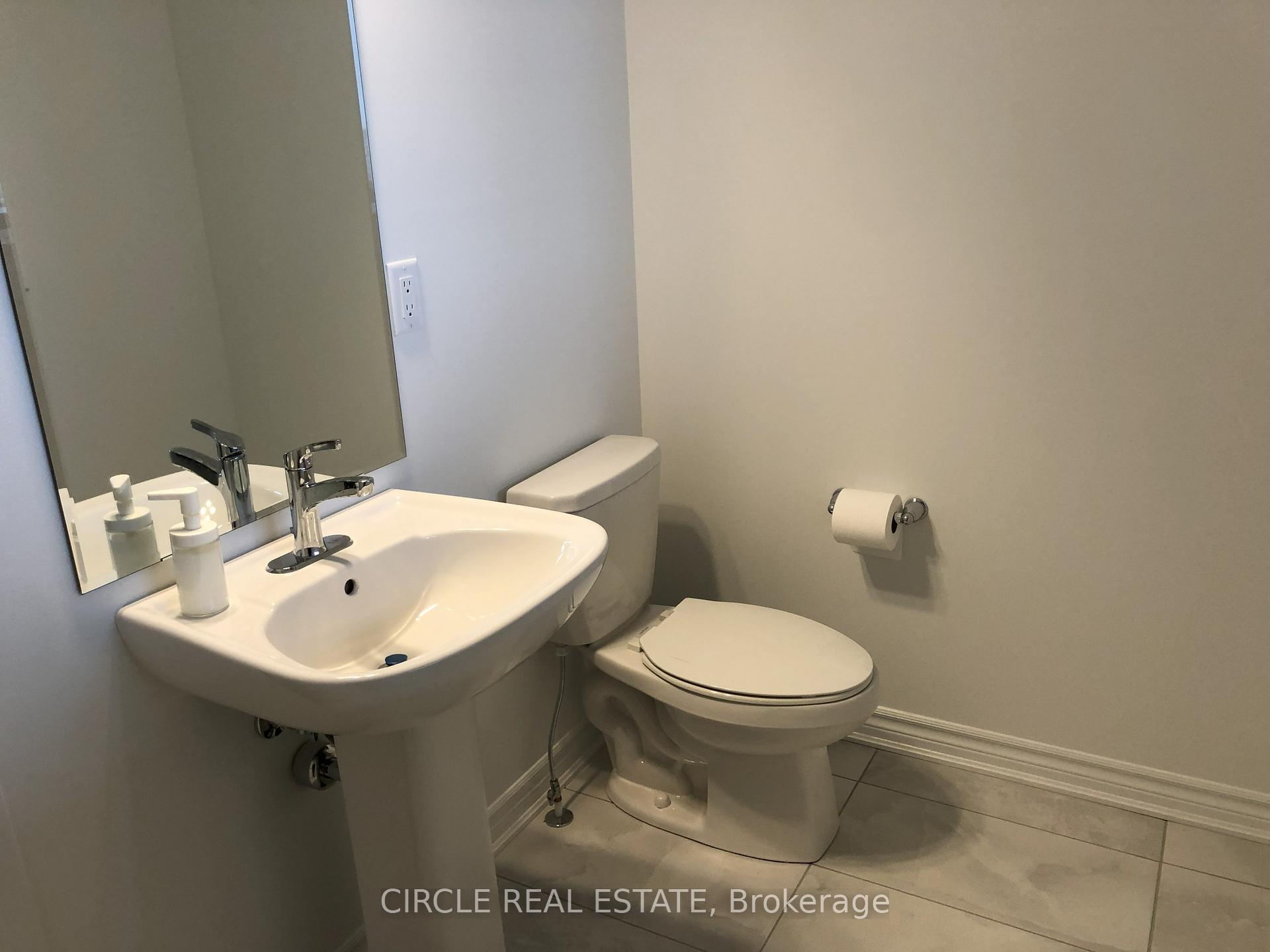 Photo 11 of 36 Pearen Lane, Barrie, Rural Barrie Southwest — HOMEH