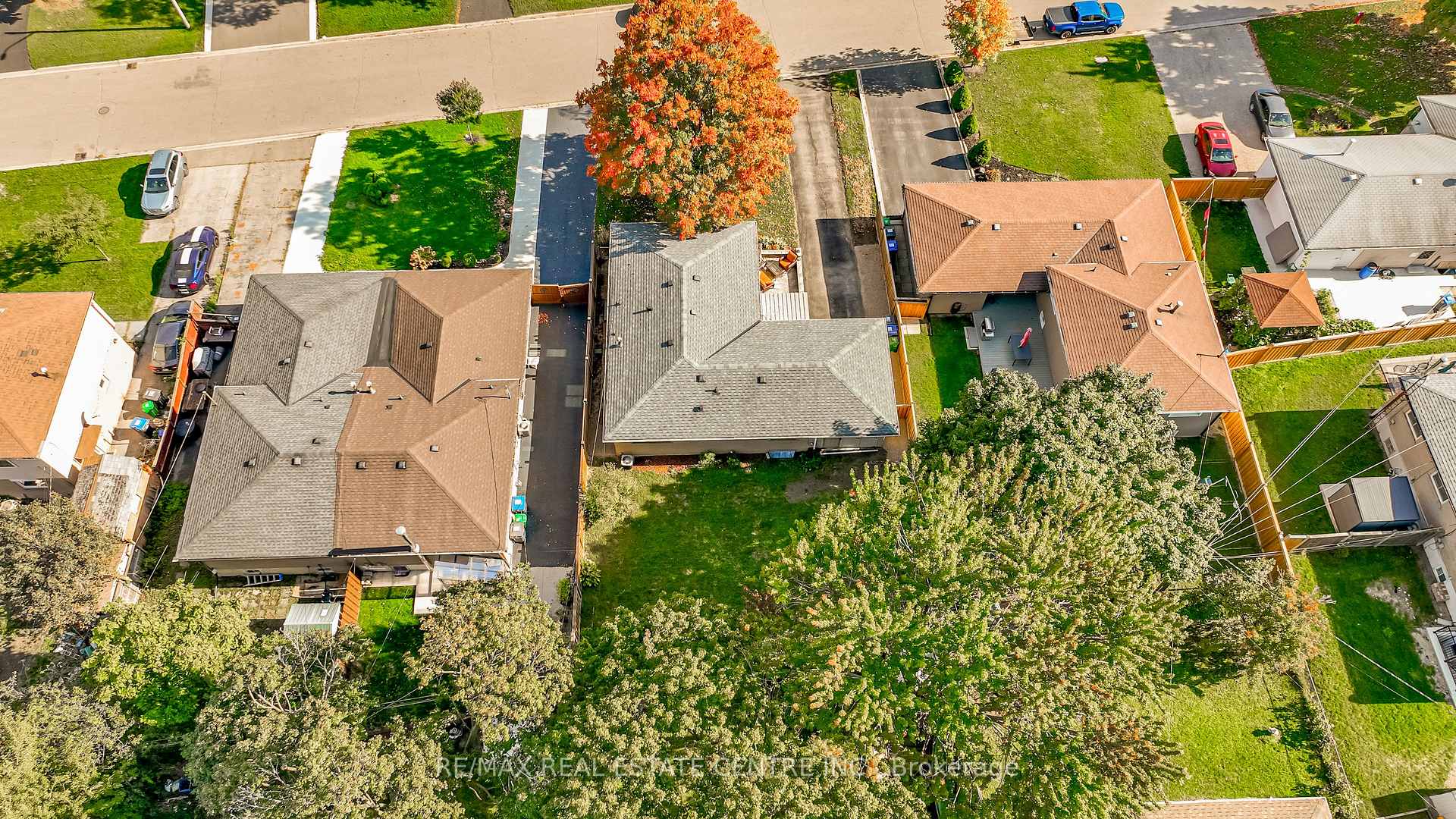 Photo 36 of 23 Bedford Crescent, Brampton, Avondale — HOMEH