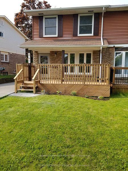 Front of 647 Balsam Crescent