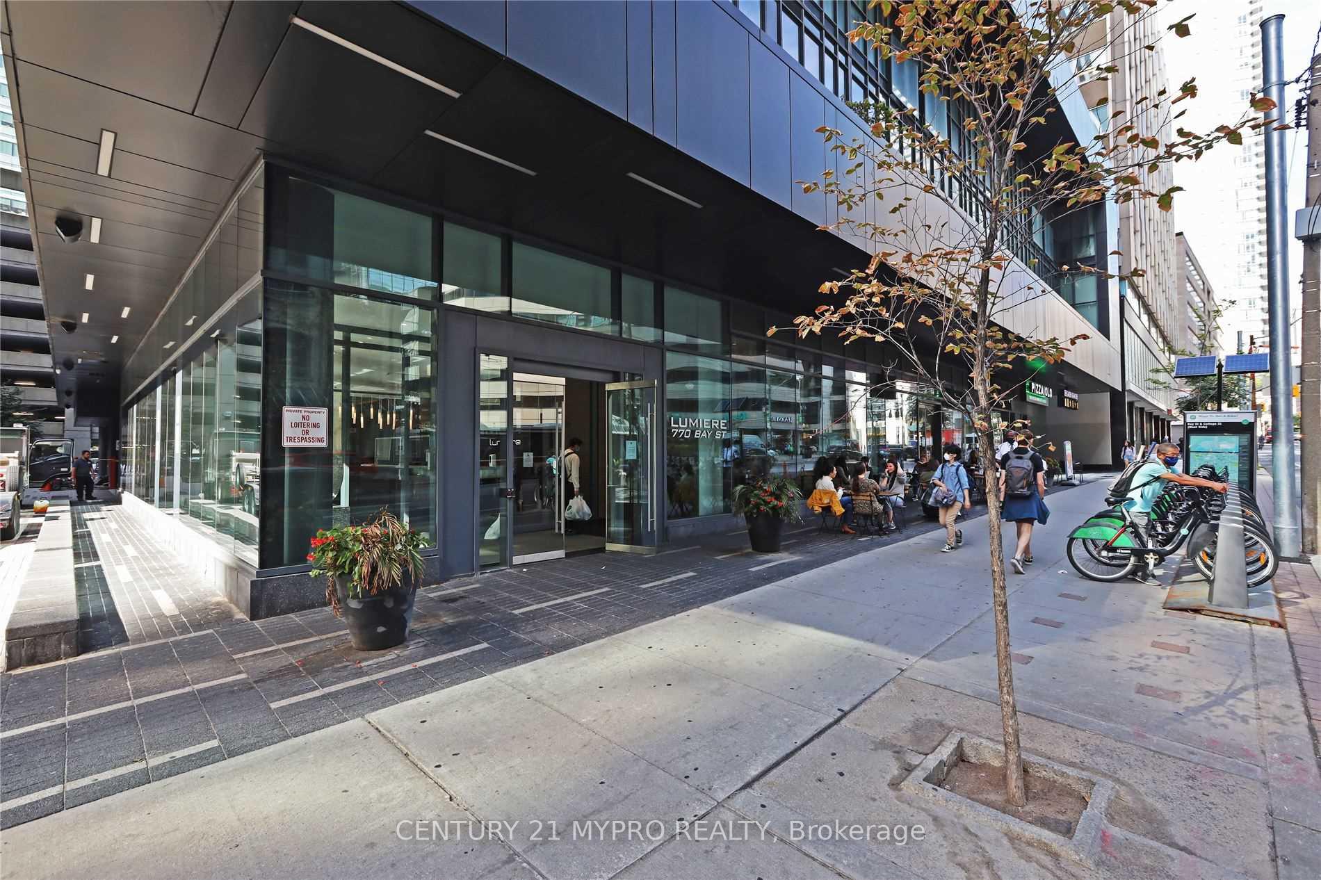 Front of Unit 2607, 770 Bay Street