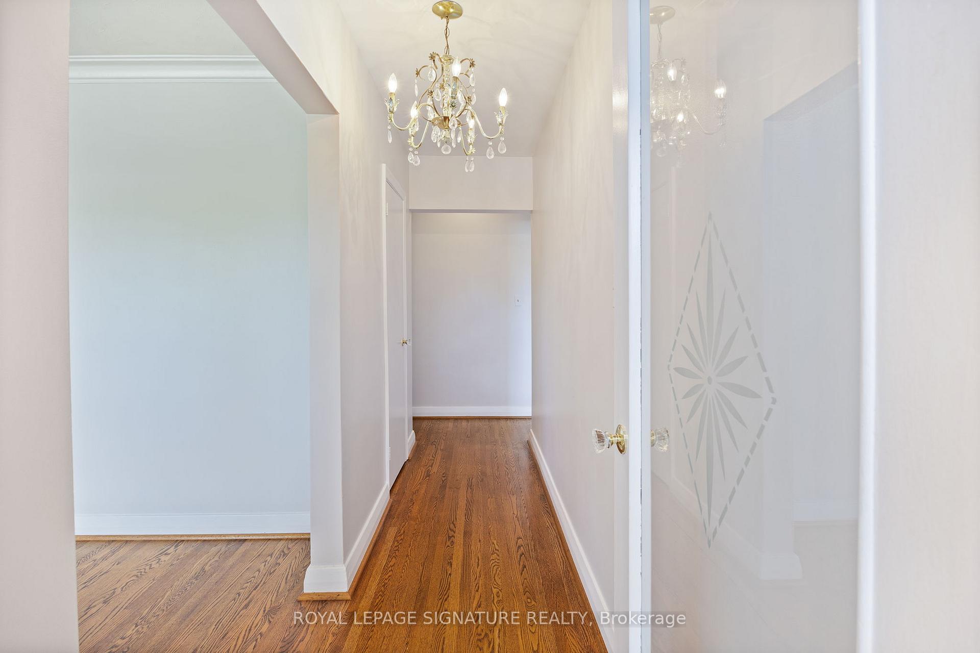 Photo 8 of 151 Ranee Avenue, Toronto, Englemount-Lawrence — HOMEH