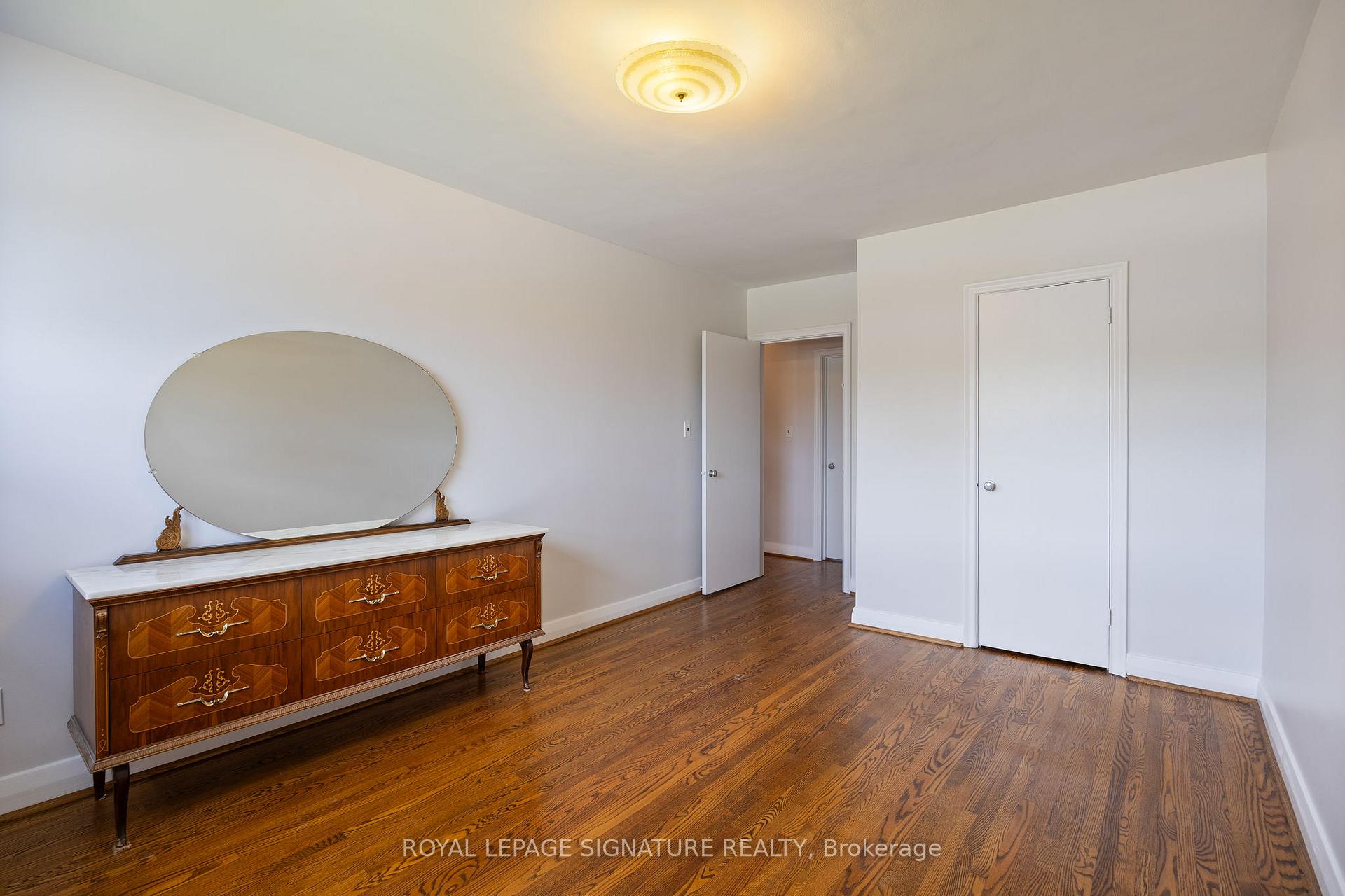 Photo 22 of 151 Ranee Avenue, Toronto, Englemount-Lawrence — HOMEH