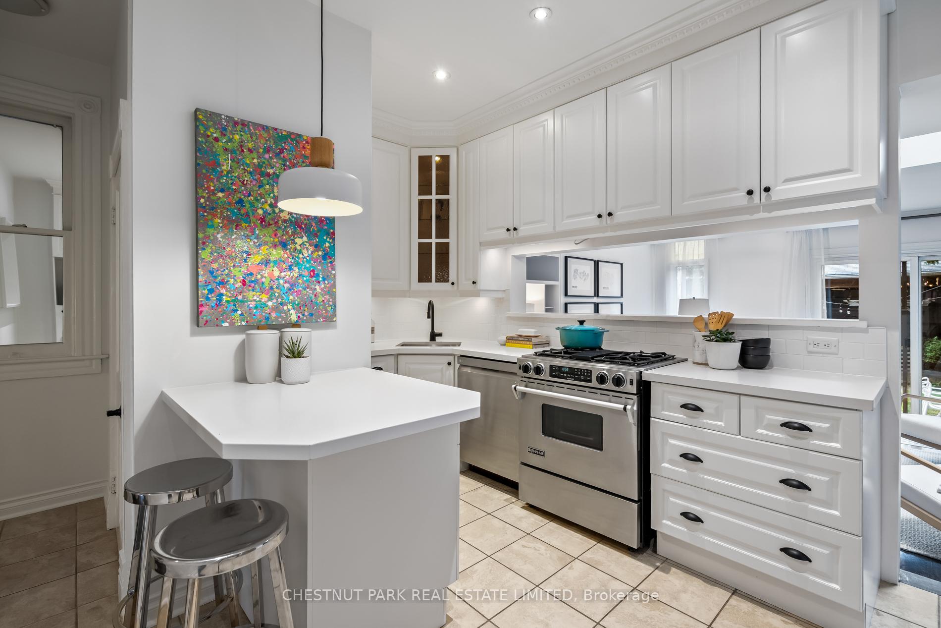 Photo 11 of 190 Woburn Avenue, Toronto, Lawrence Park North — HOMEH