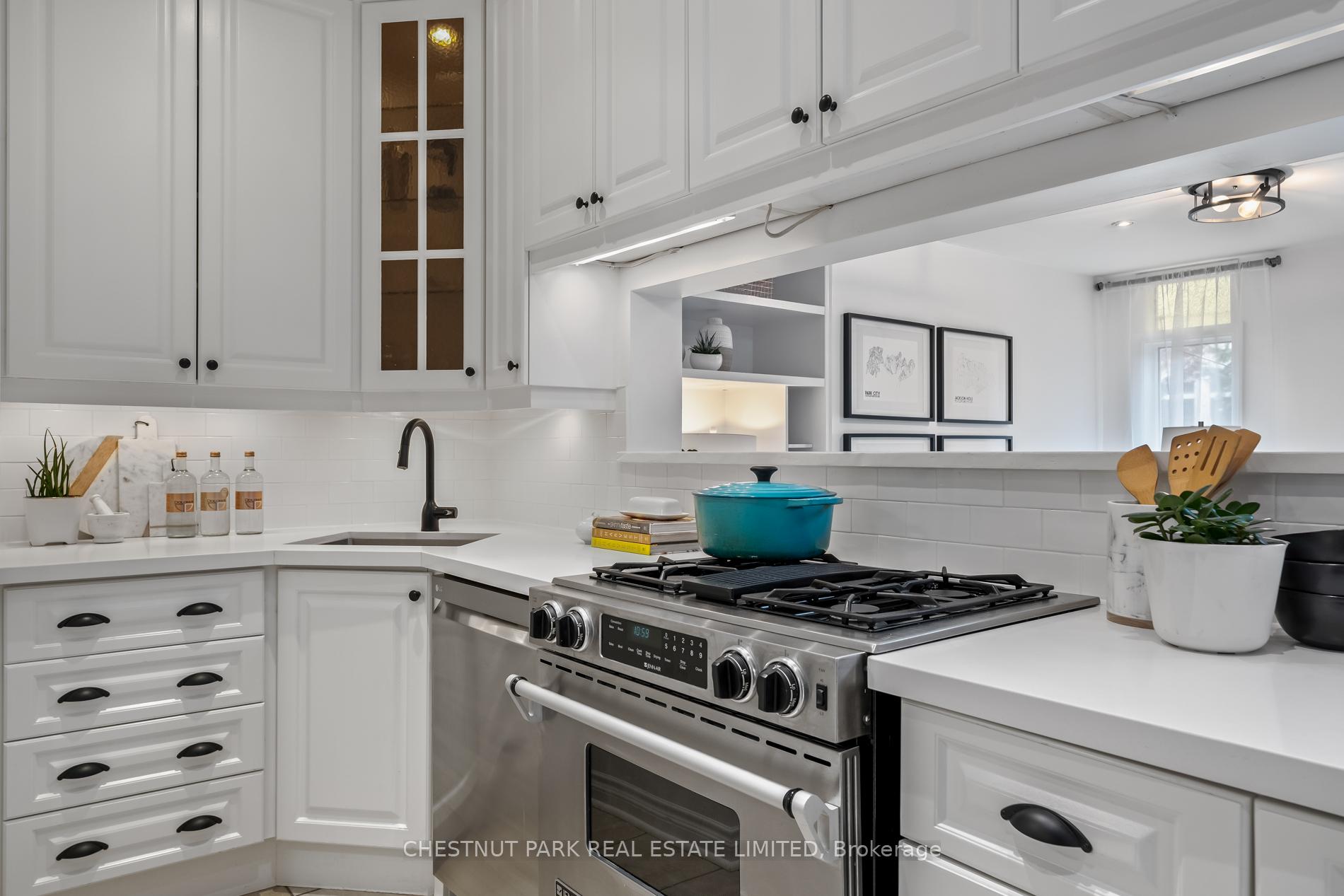 Photo 12 of 190 Woburn Avenue, Toronto, Lawrence Park North — HOMEH