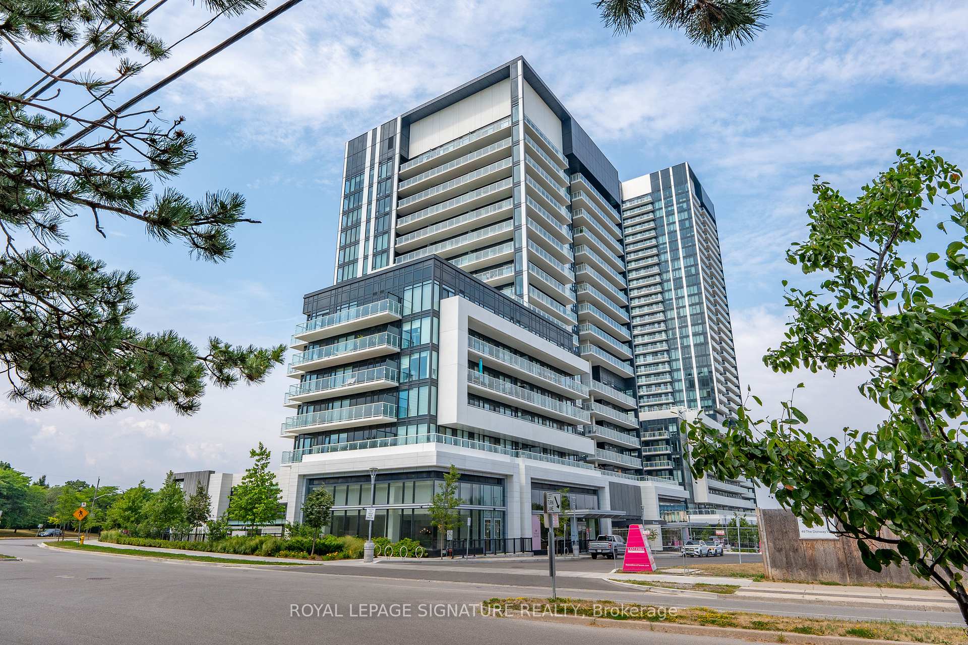 Front of Unit 338, 20 O'Neill Road