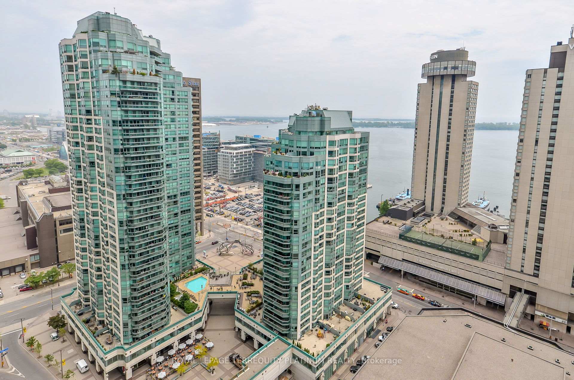 Front of Unit 2409, 10 Yonge Street
