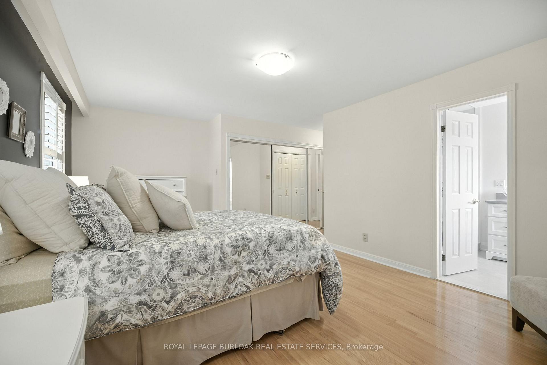 Photo 21 of 511 Limerick Road, Burlington, Shoreacres — HOMEH