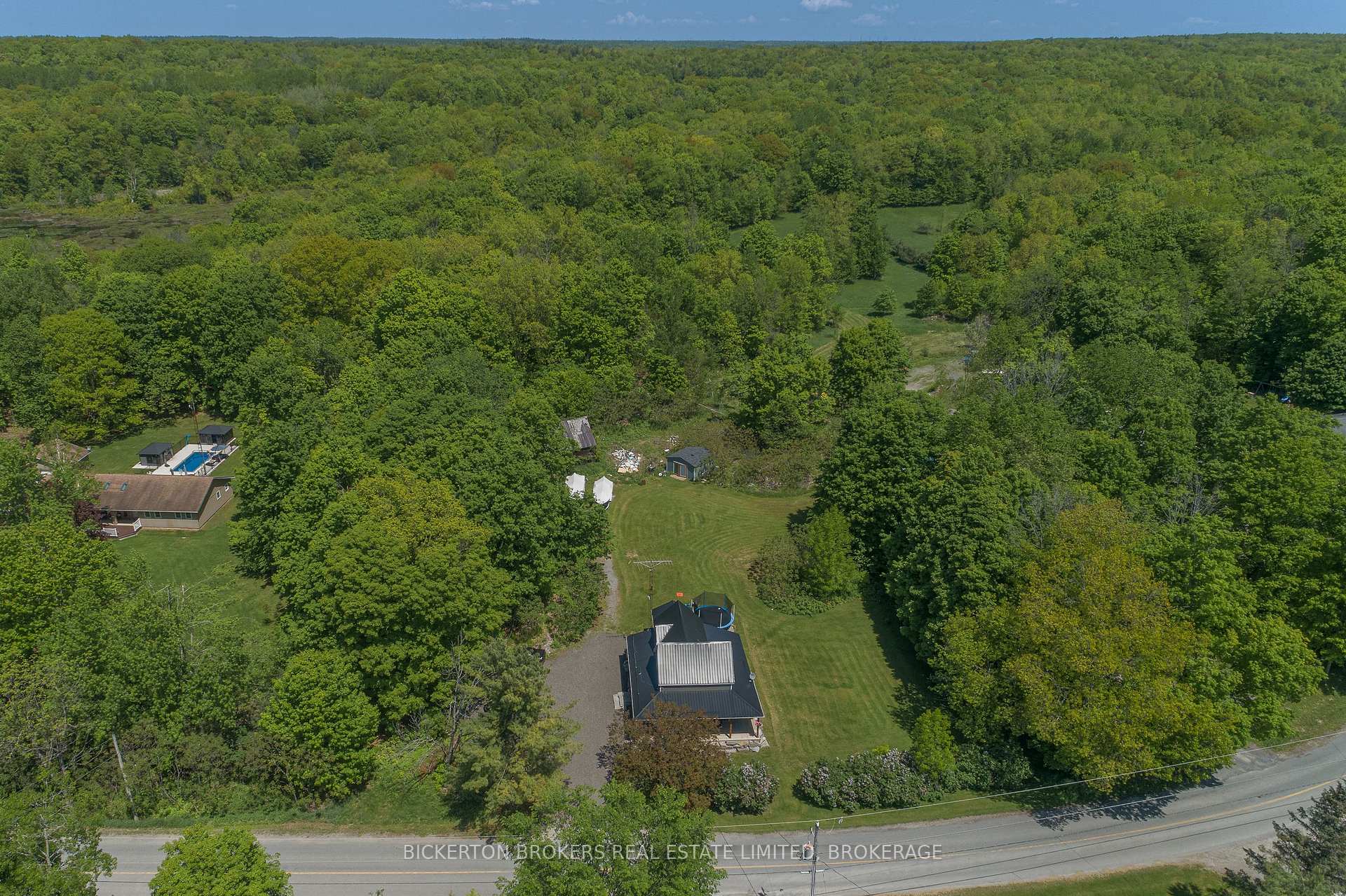 Photo 6 of 982 Burnt Hills Road, Frontenac, Frontenac South — HOMEH