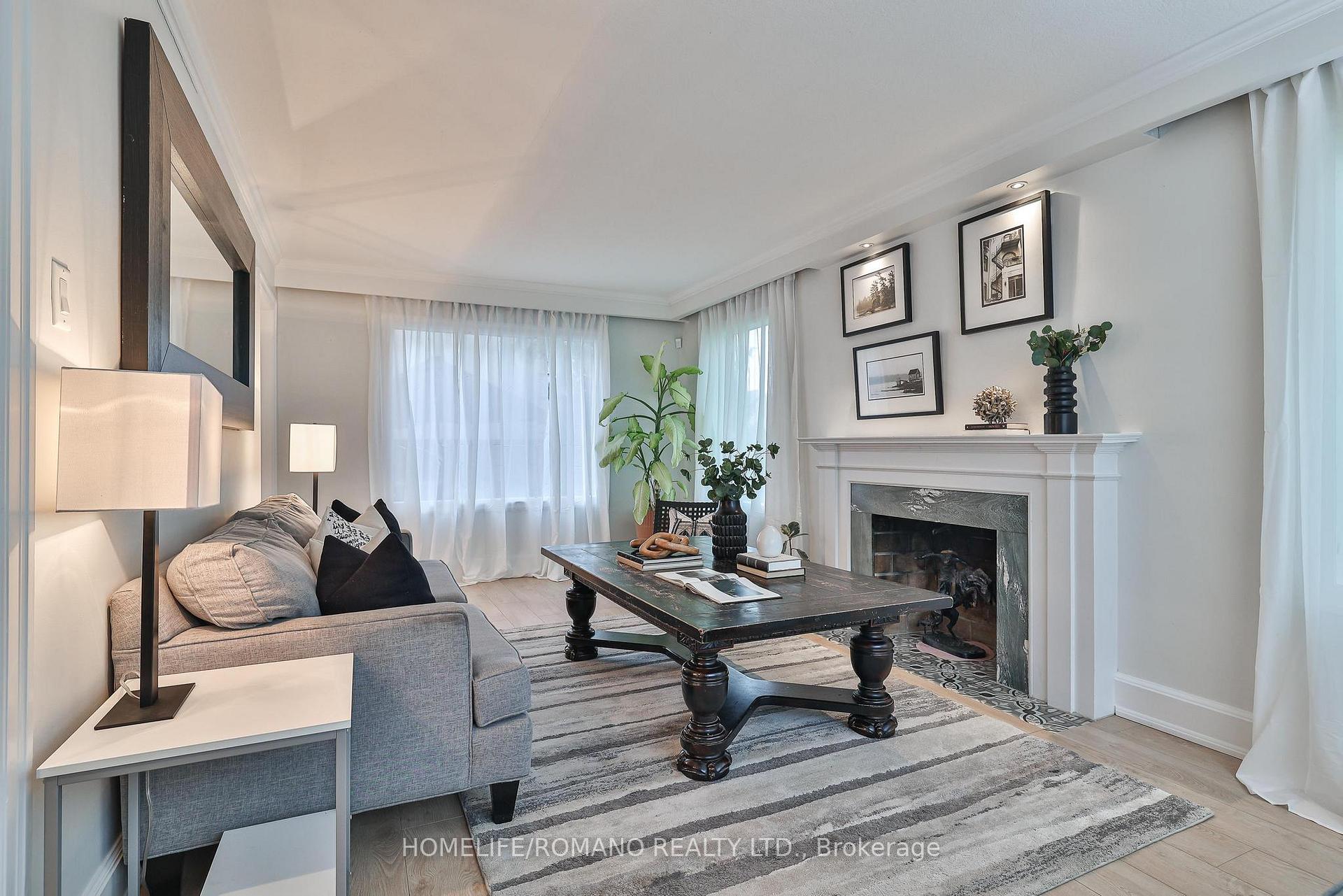 Photo 6 of 542 Deloraine Avenue, Toronto, Bedford Park-Nortown — HOMEH