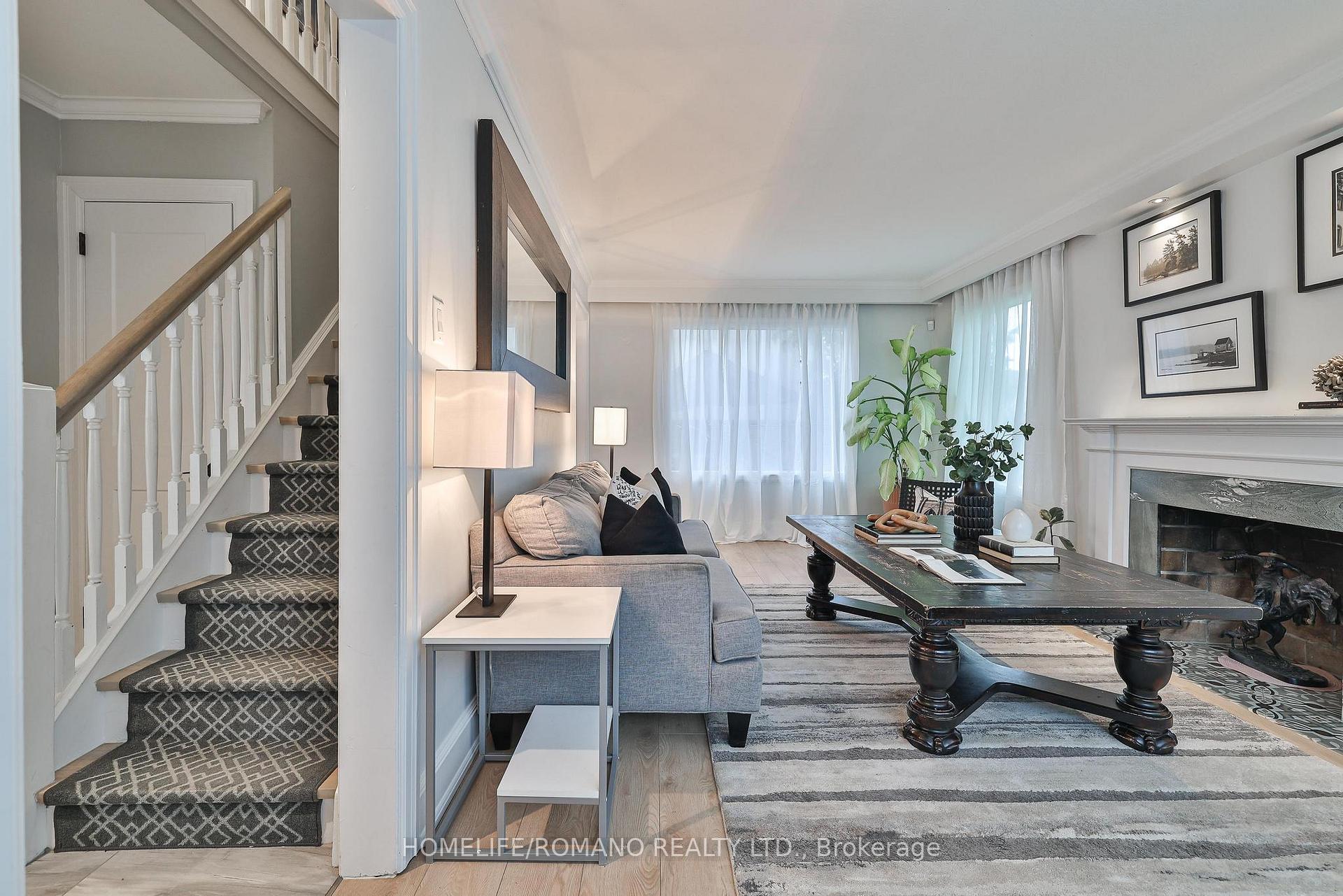 Photo 7 of 542 Deloraine Avenue, Toronto, Bedford Park-Nortown — HOMEH