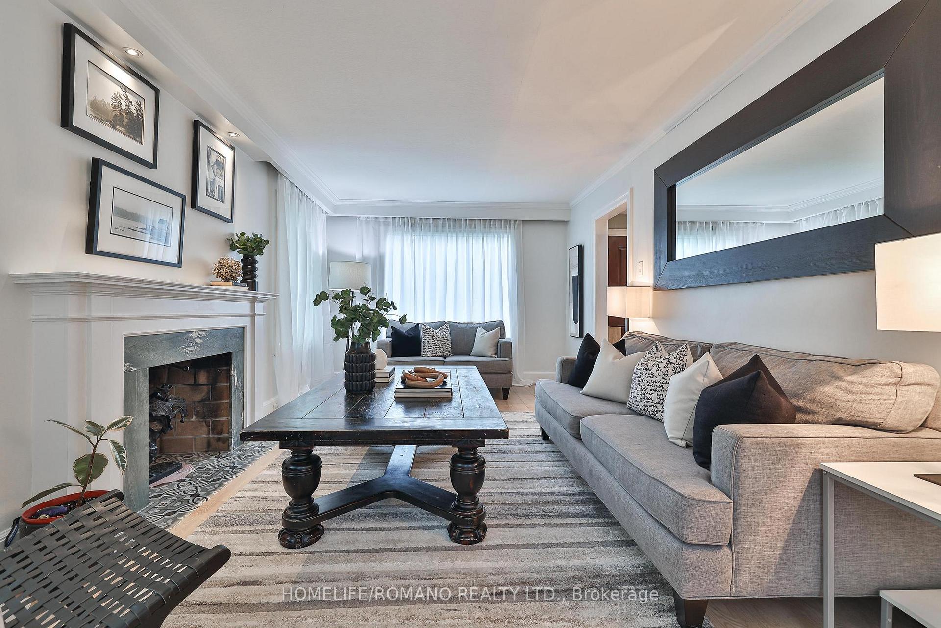 Photo 9 of 542 Deloraine Avenue, Toronto, Bedford Park-Nortown — HOMEH