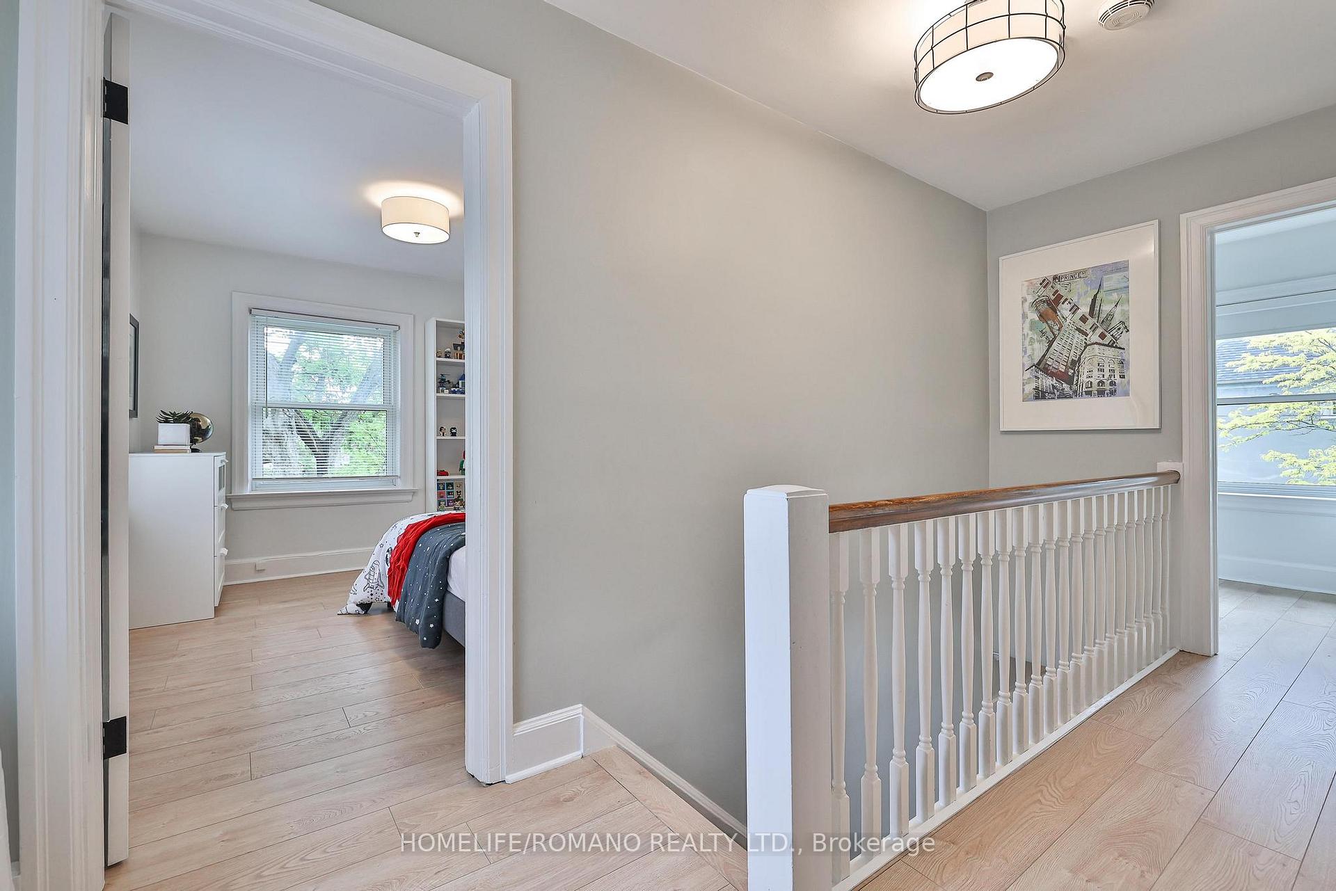Photo 35 of 542 Deloraine Avenue, Toronto, Bedford Park-Nortown — HOMEH