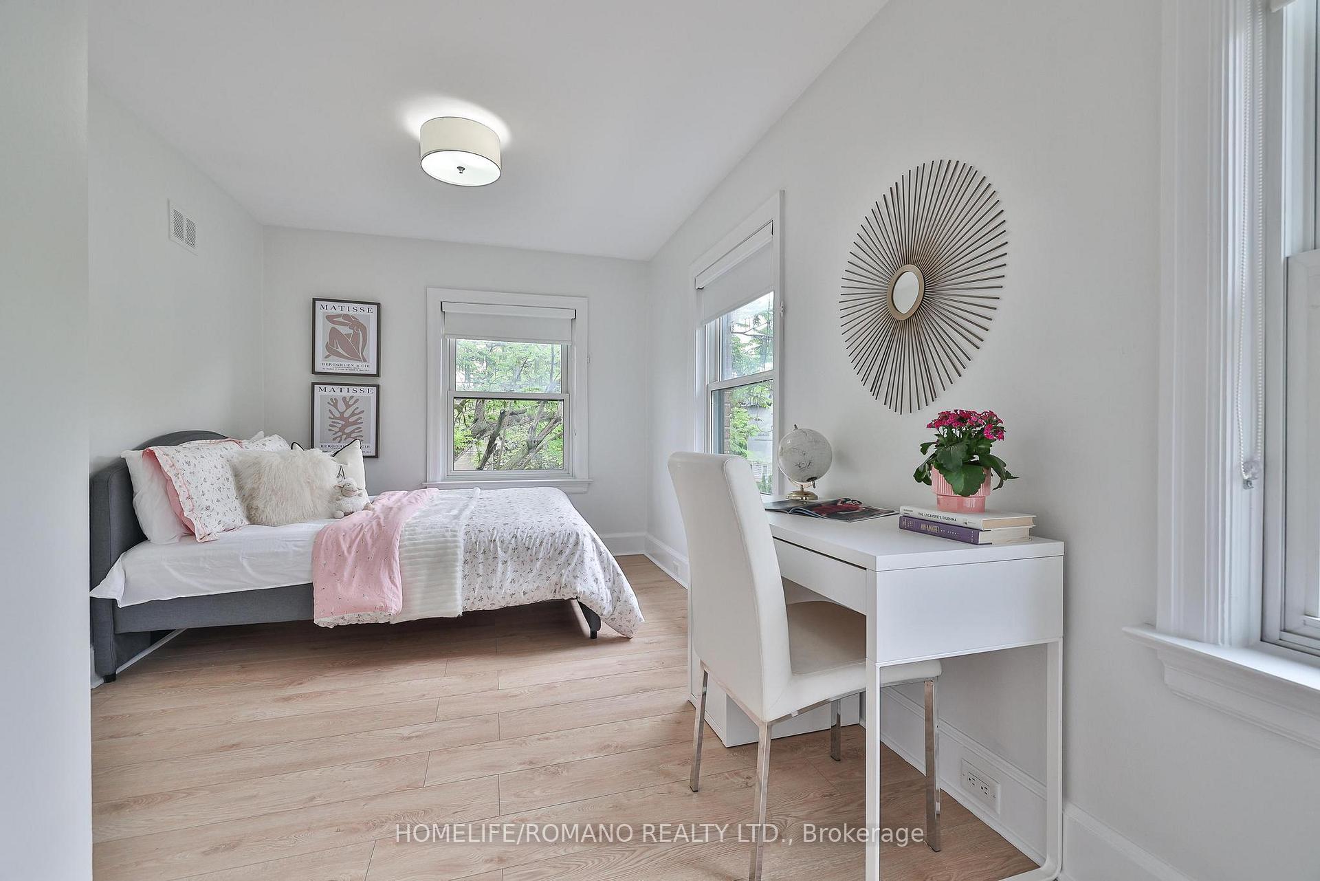 Photo 37 of 542 Deloraine Avenue, Toronto, Bedford Park-Nortown — HOMEH