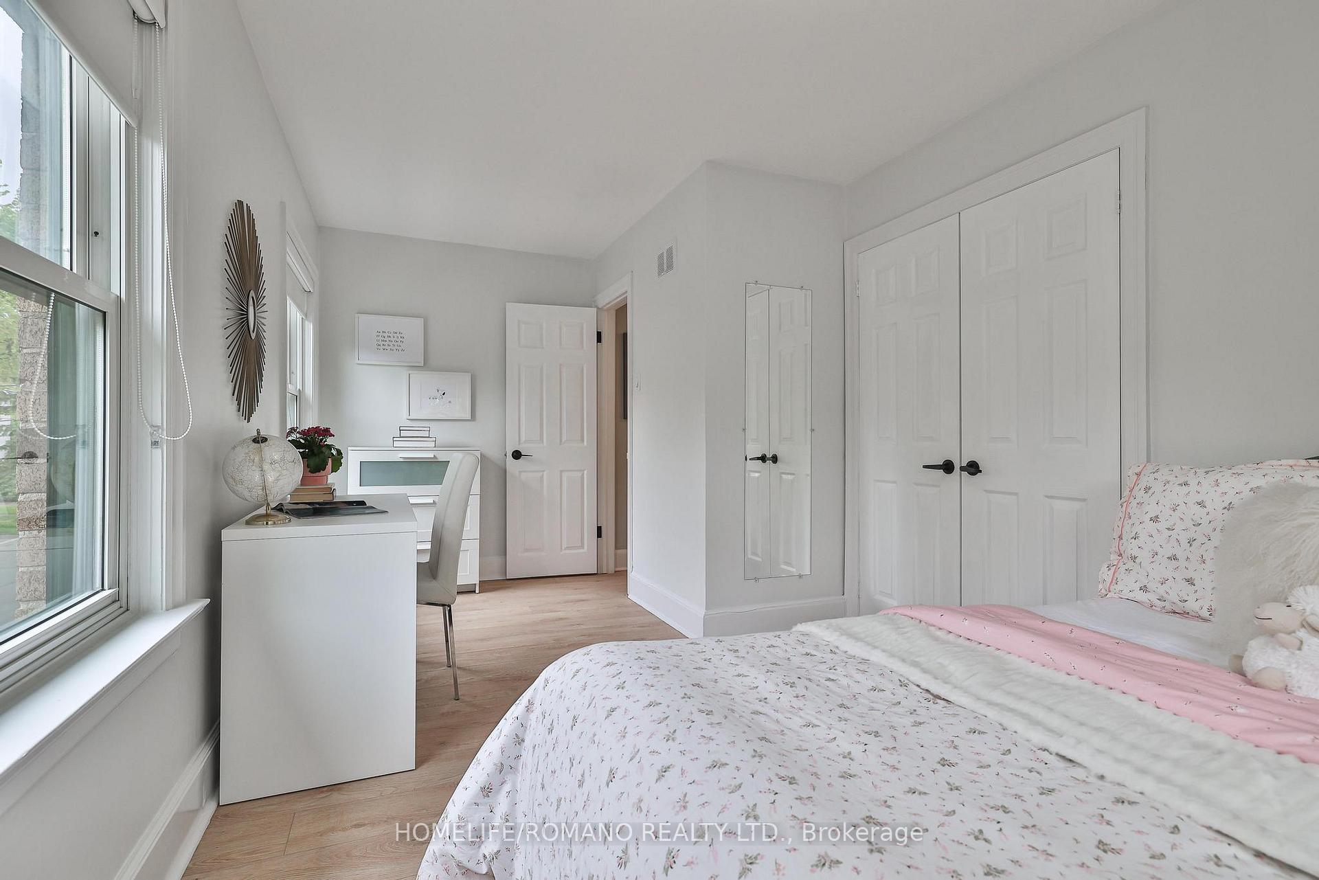 Photo 38 of 542 Deloraine Avenue, Toronto, Bedford Park-Nortown — HOMEH